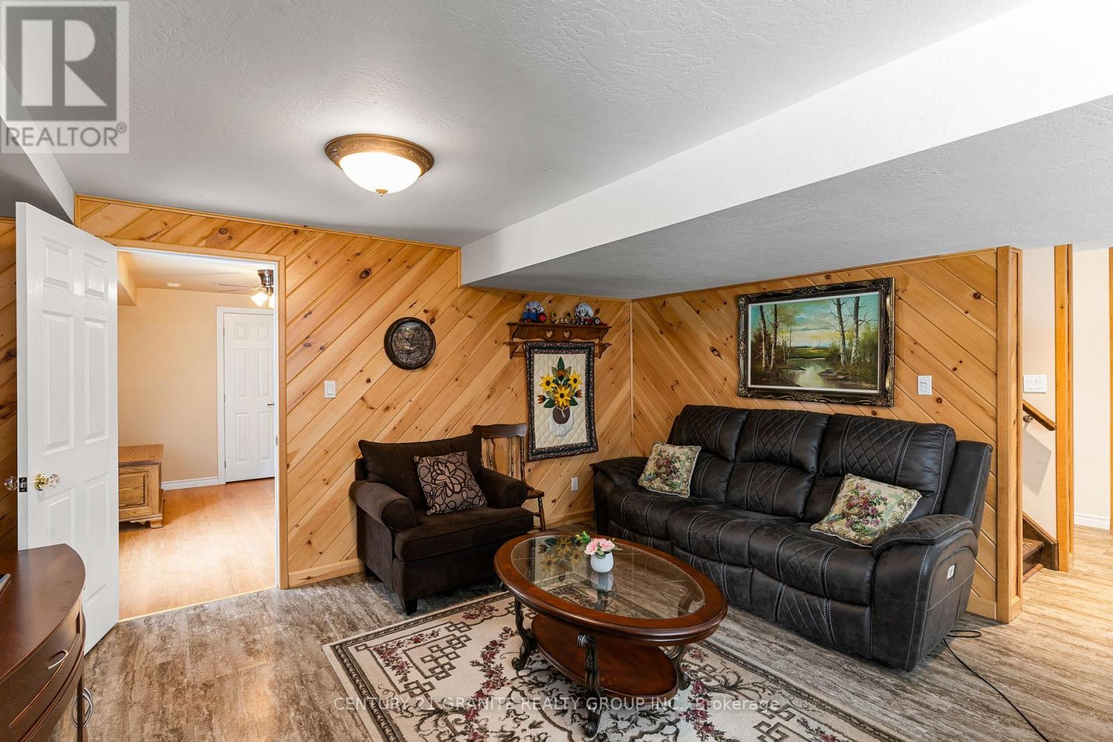 818 Williams Lake Road, Hastings Highlands (Mcclure Ward), Ontario  K0L 1C0 - Photo 24 - X12986806