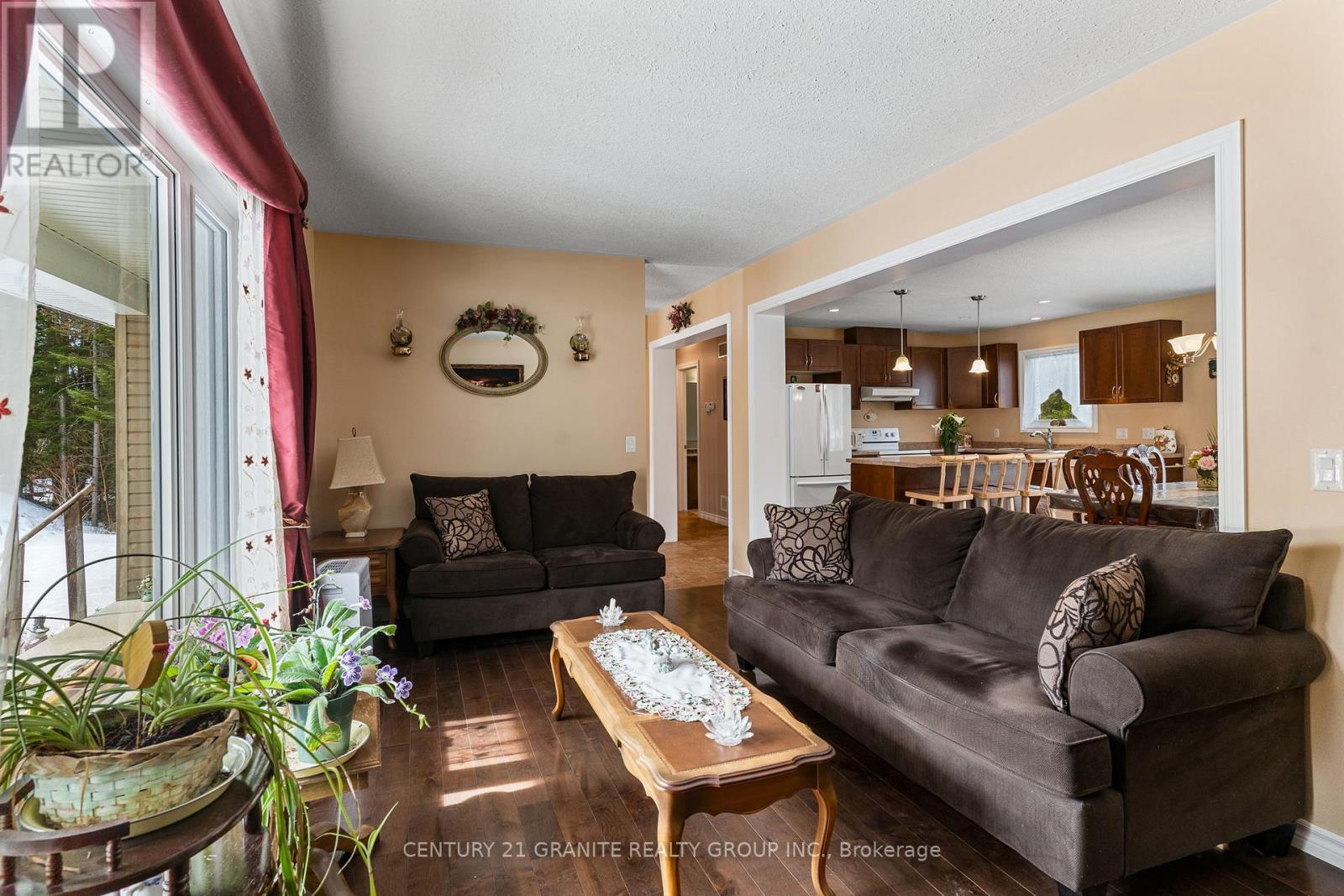 818 Williams Lake Road, Hastings Highlands (Mcclure Ward), Ontario  K0L 1C0 - Photo 7 - X12986806