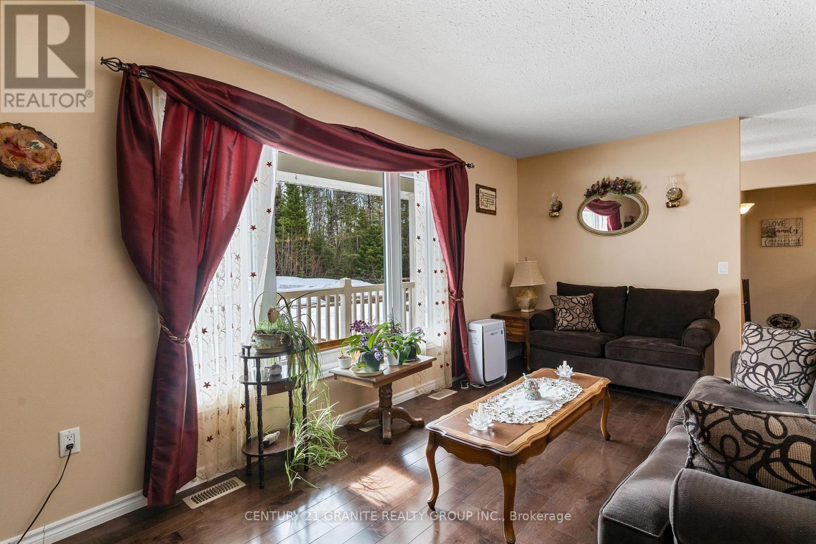 818 Williams Lake Road, Hastings Highlands (Mcclure Ward), Ontario  K0L 1C0 - Photo 8 - X12986806