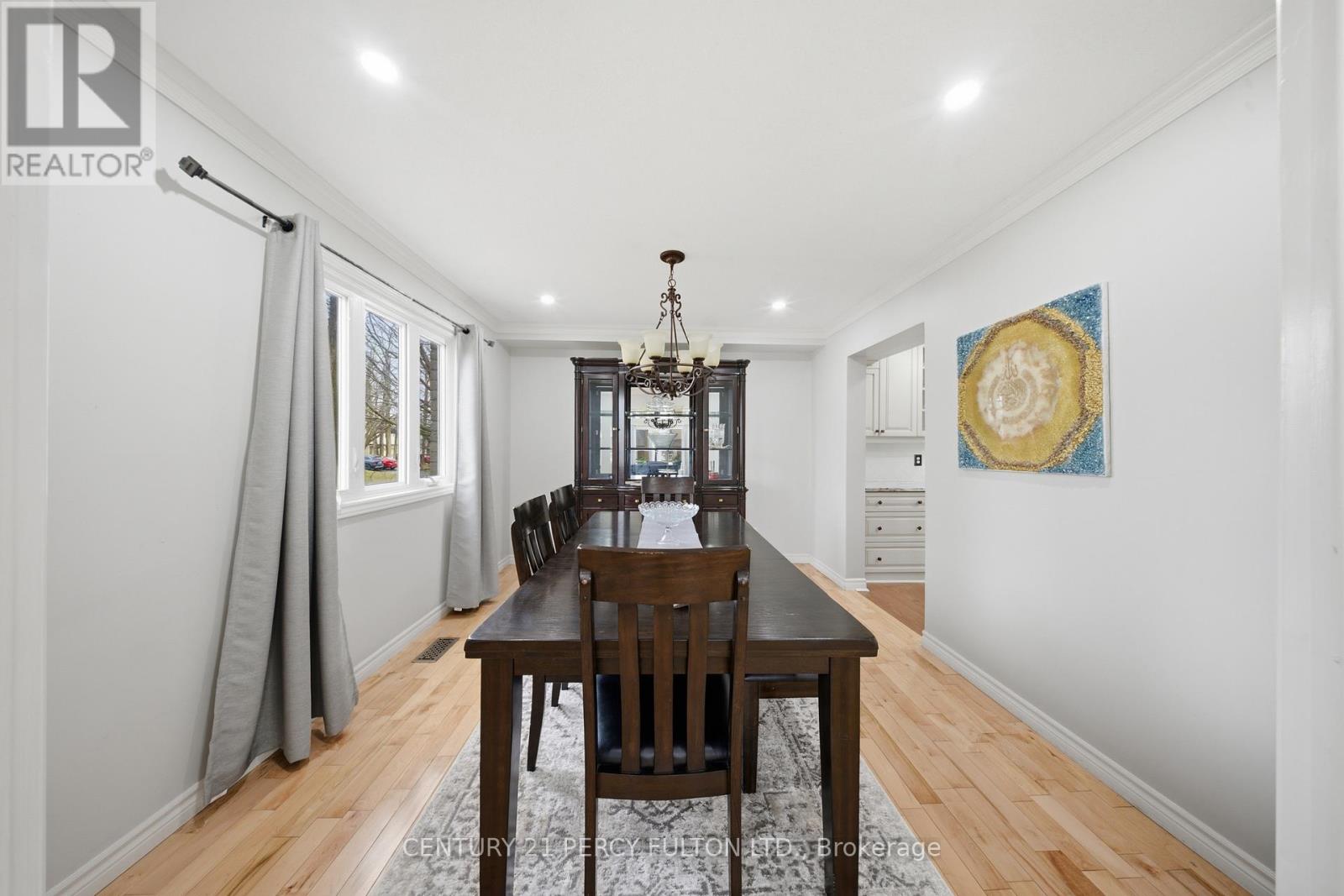 1853 Mapleridge Drive, Peterborough (Monaghan Ward 2), Ontario  K9K 1R1 - Photo 11 - X12988072