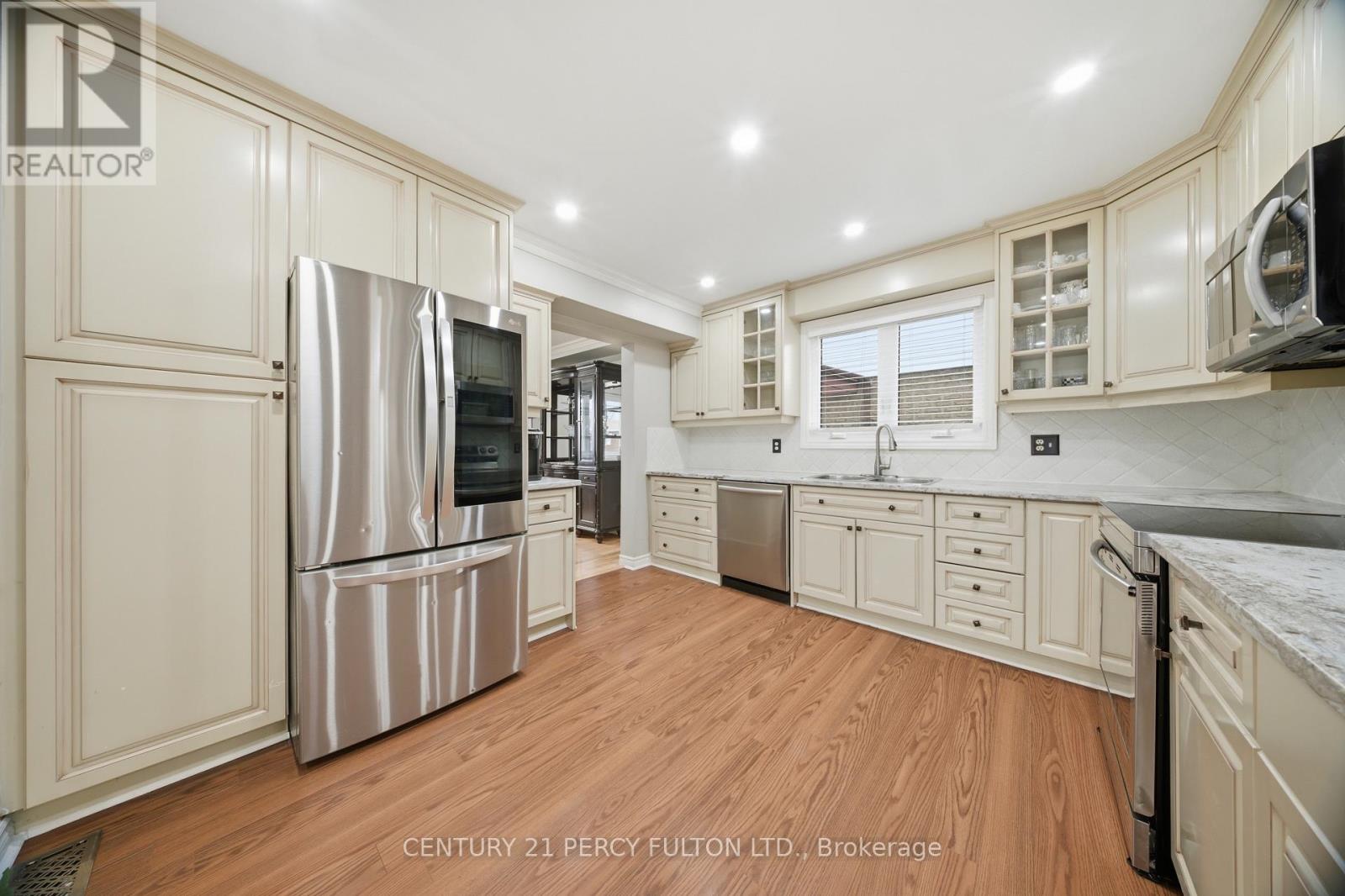 1853 Mapleridge Drive, Peterborough (Monaghan Ward 2), Ontario  K9K 1R1 - Photo 15 - X12988072