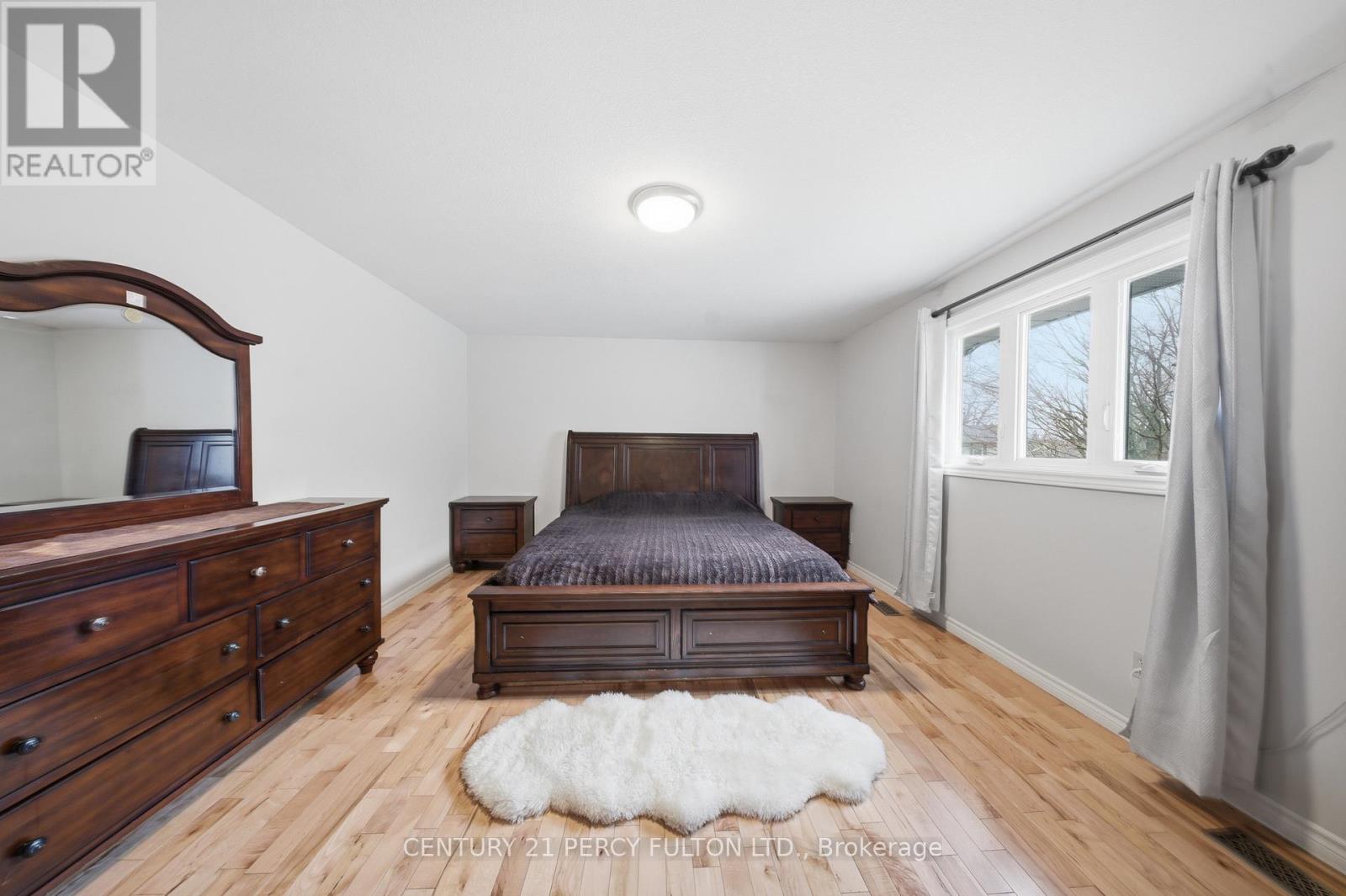 1853 Mapleridge Drive, Peterborough (Monaghan Ward 2), Ontario  K9K 1R1 - Photo 28 - X12988072