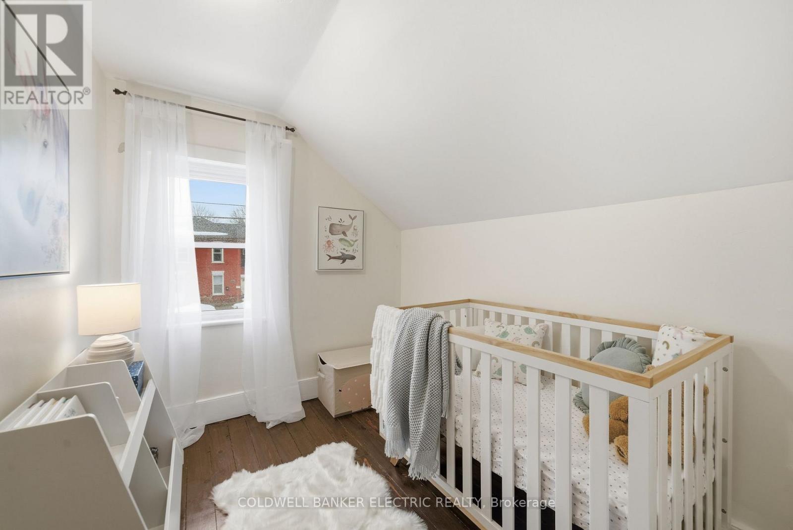 607 Armour Road, Peterborough (Ashburnham Ward 4), Ontario  K9H 1Z3 - Photo 11 - X12989038