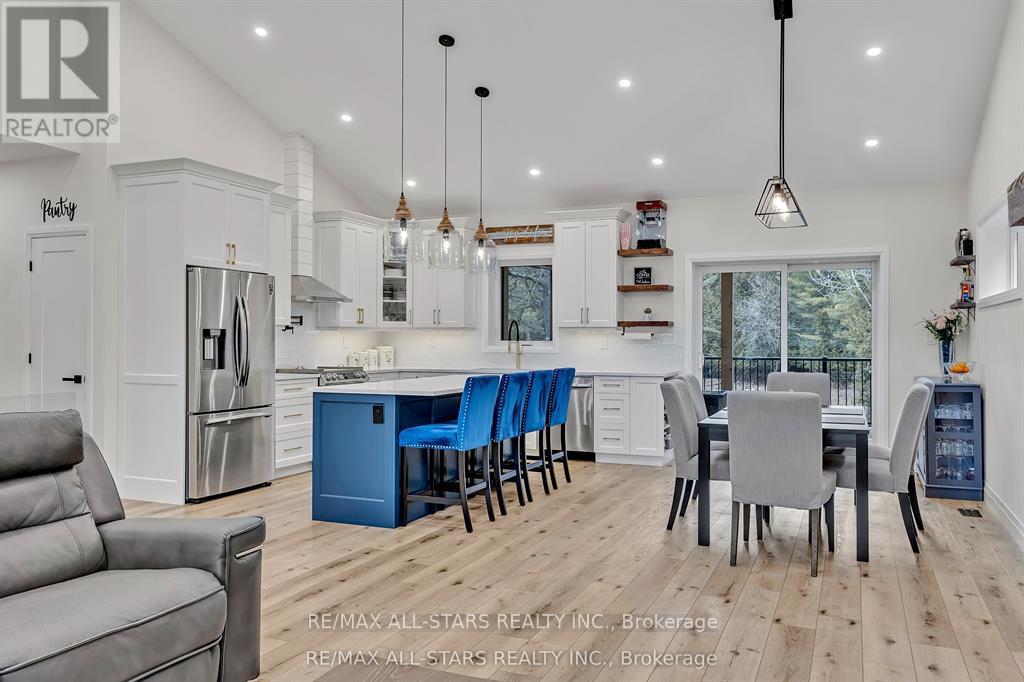 552 County Road 40, Douro-Dummer, Ontario  K0L 2V0 - Photo 7 - X12989064