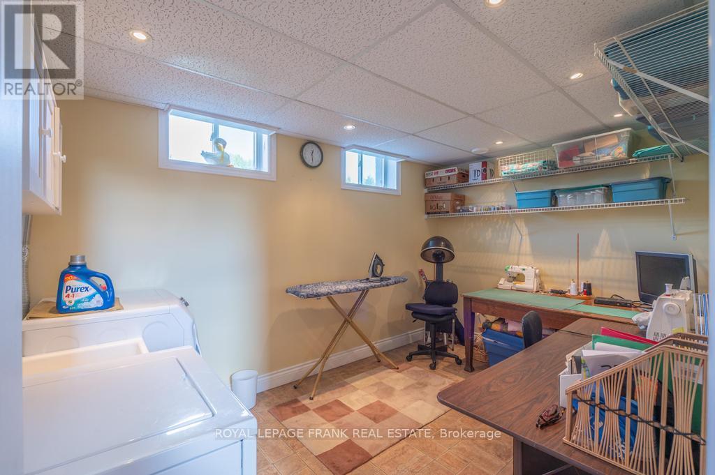 406 Lakehurst Circle Road, Trent Lakes, Ontario  K0L 1J0 - Photo 34 - X12989344