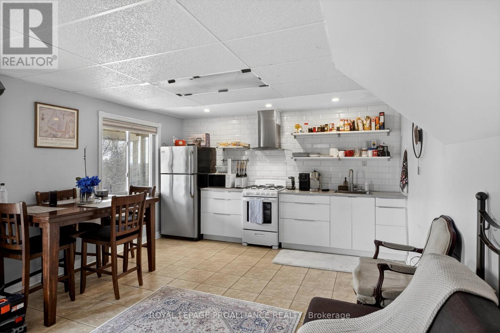 1539 Cherryhill Road, Peterborough (Monaghan Ward 2), Ontario  K9K 1A7 - Photo 29 - X12989544