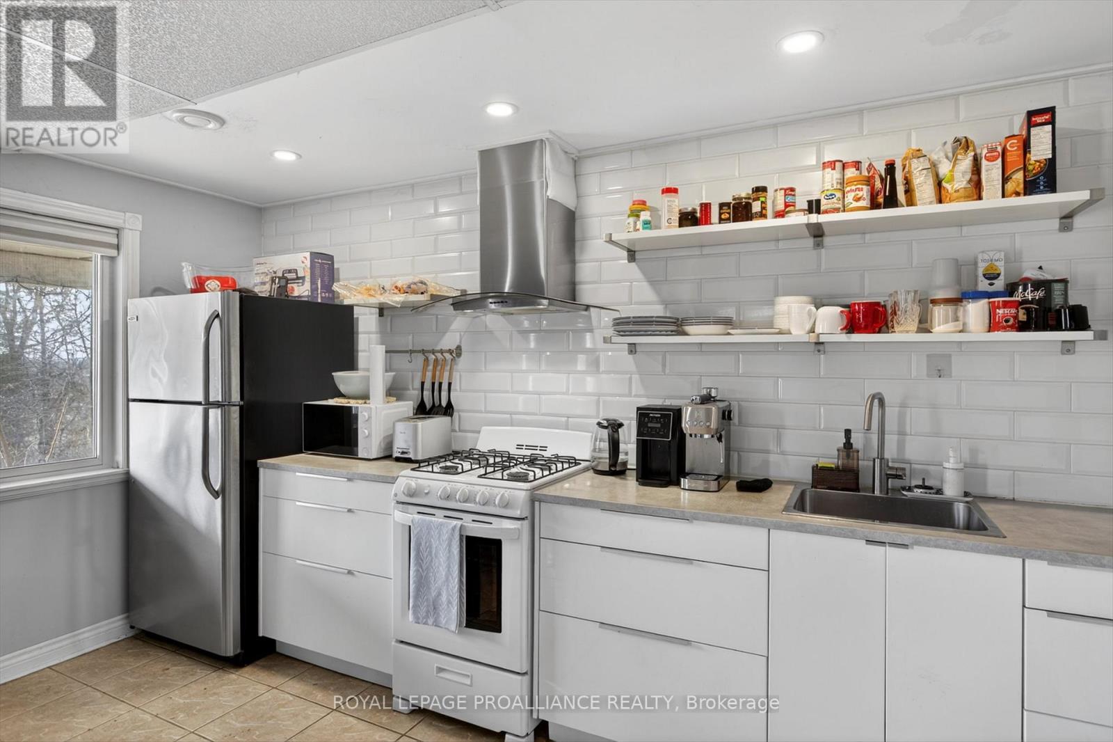 1539 Cherryhill Road, Peterborough (Monaghan Ward 2), Ontario  K9K 1A7 - Photo 30 - X12989544