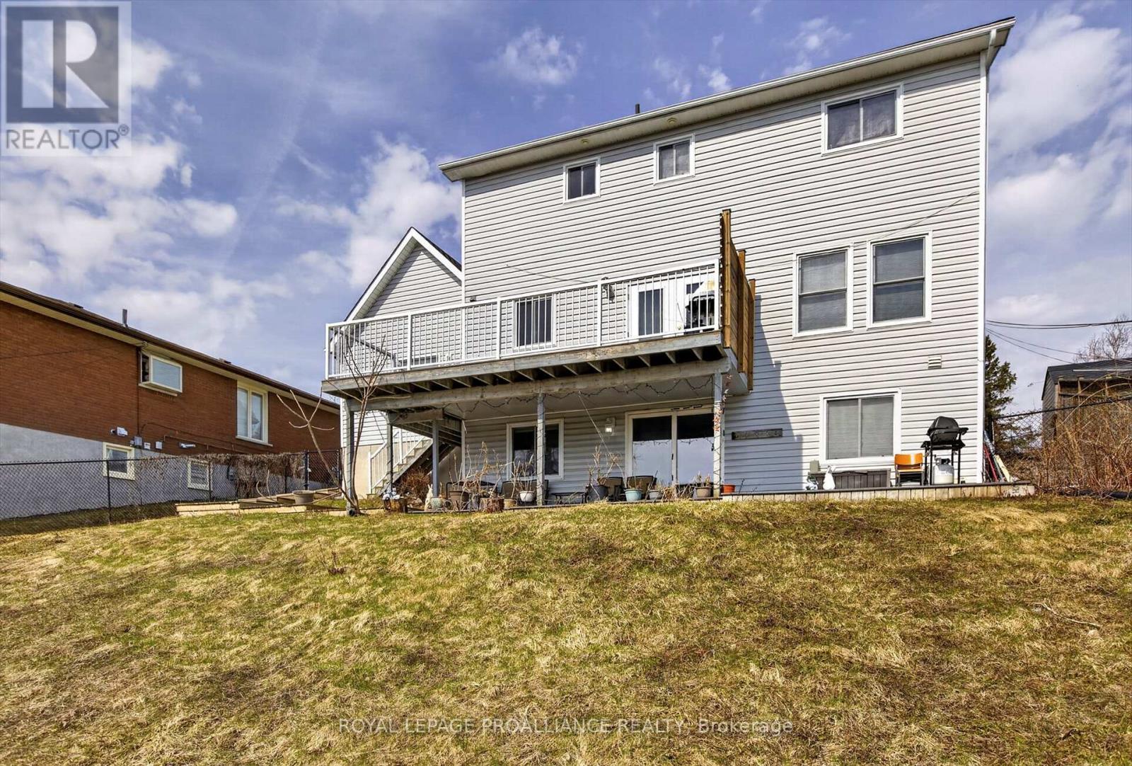 1539 Cherryhill Road, Peterborough (Monaghan Ward 2), Ontario  K9K 1A7 - Photo 36 - X12989544