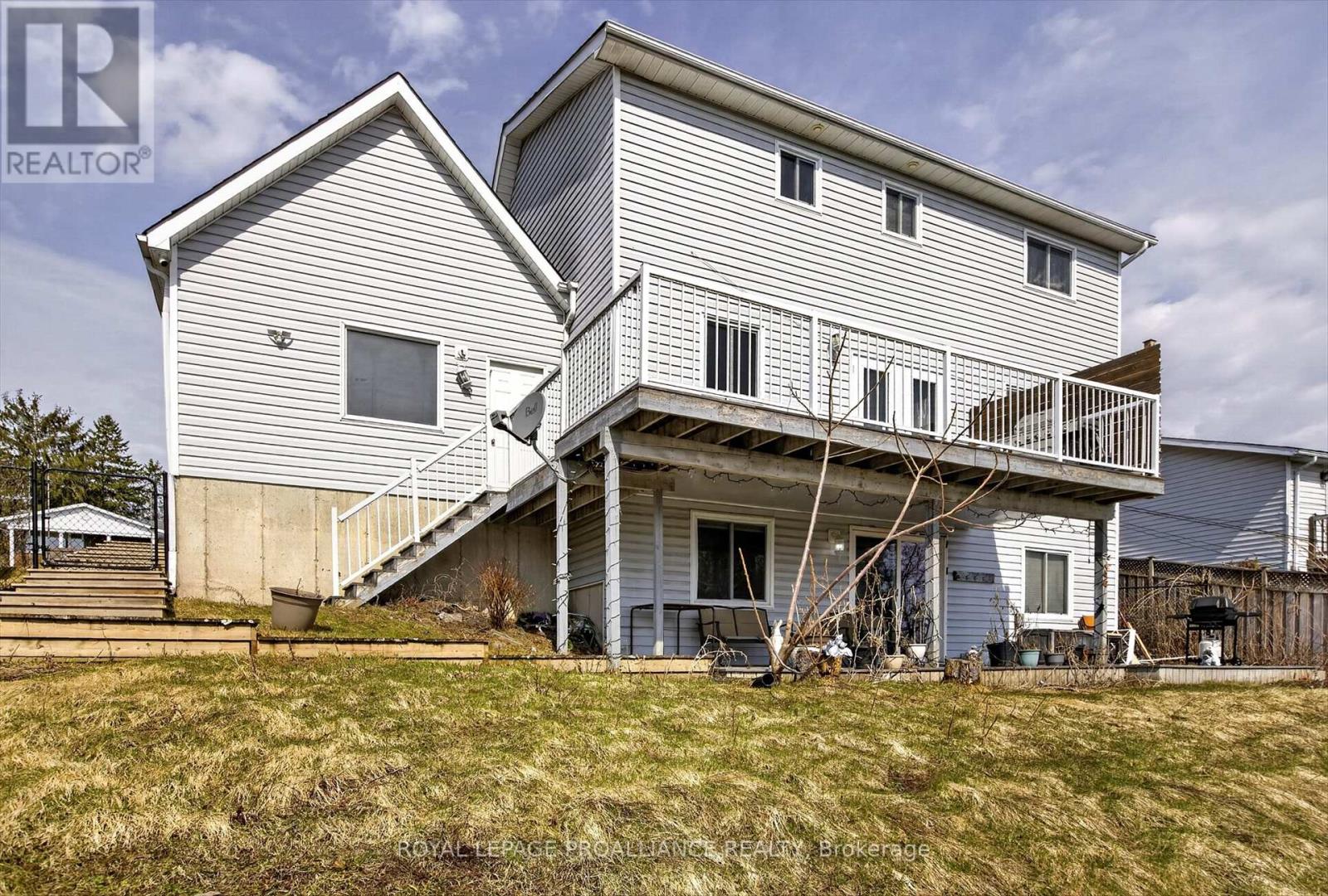 1539 Cherryhill Road, Peterborough (Monaghan Ward 2), Ontario  K9K 1A7 - Photo 38 - X12989544