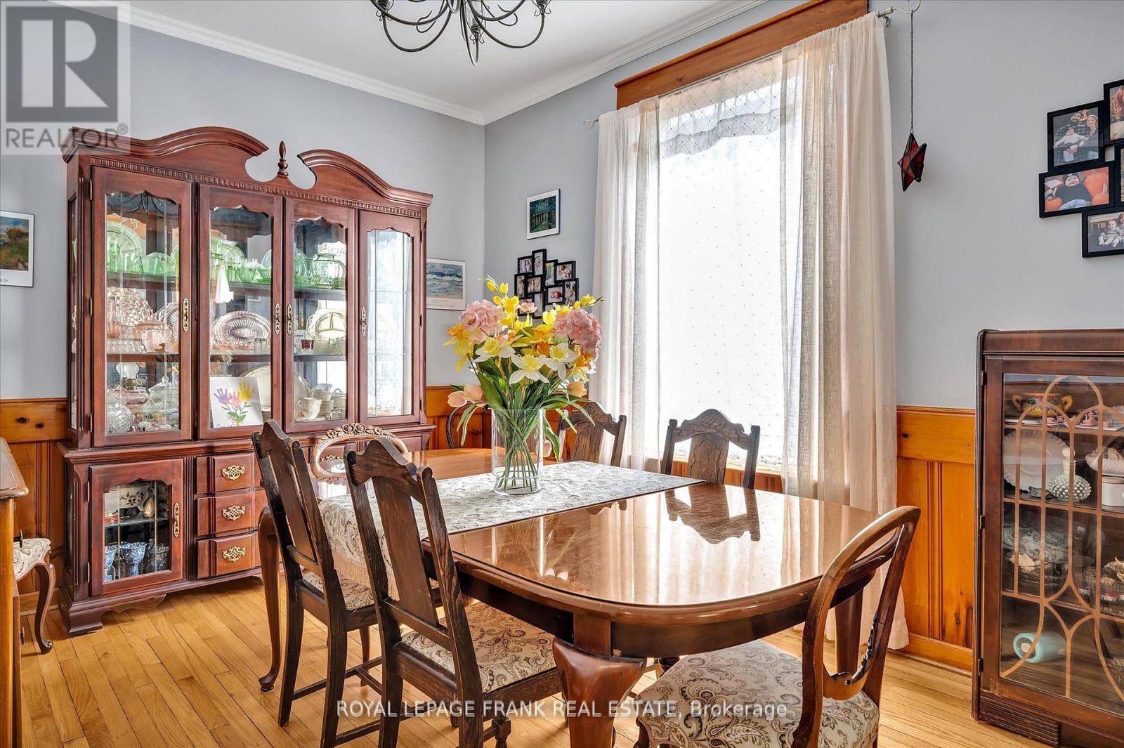 46 Sophia Street, Peterborough (Ashburnham Ward 4), Ontario  K9H 1E1 - Photo 11 - X12989548