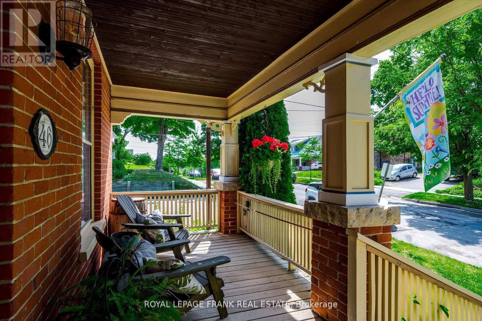 46 Sophia Street, Peterborough (Ashburnham Ward 4), Ontario  K9H 1E1 - Photo 3 - X12989548