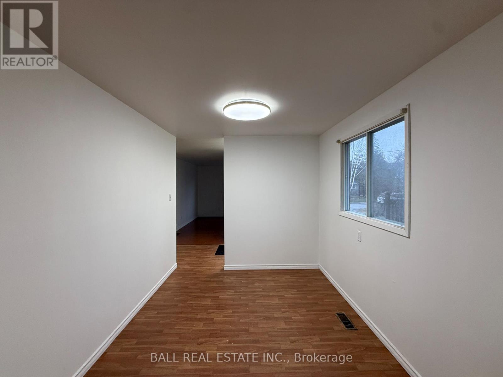 21 Colbourne Street, Selwyn, Ontario  K0L 2H0 - Photo 12 - X12989660