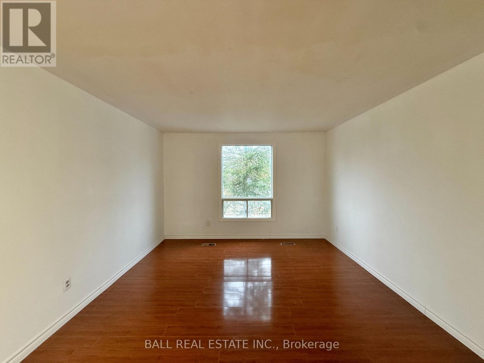 21 Colbourne Street, Selwyn, Ontario  K0L 2H0 - Photo 8 - X12989660