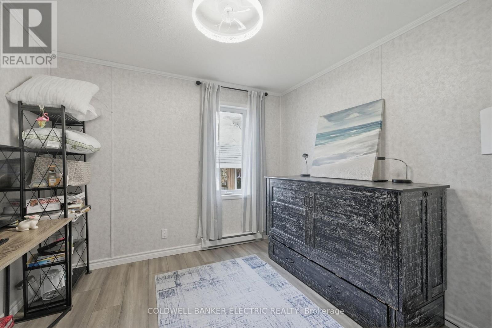 7 Homewood Avenue, Kawartha Lakes (Fenelon), Ontario  K9V 0H5 - Photo 11 - X12989826