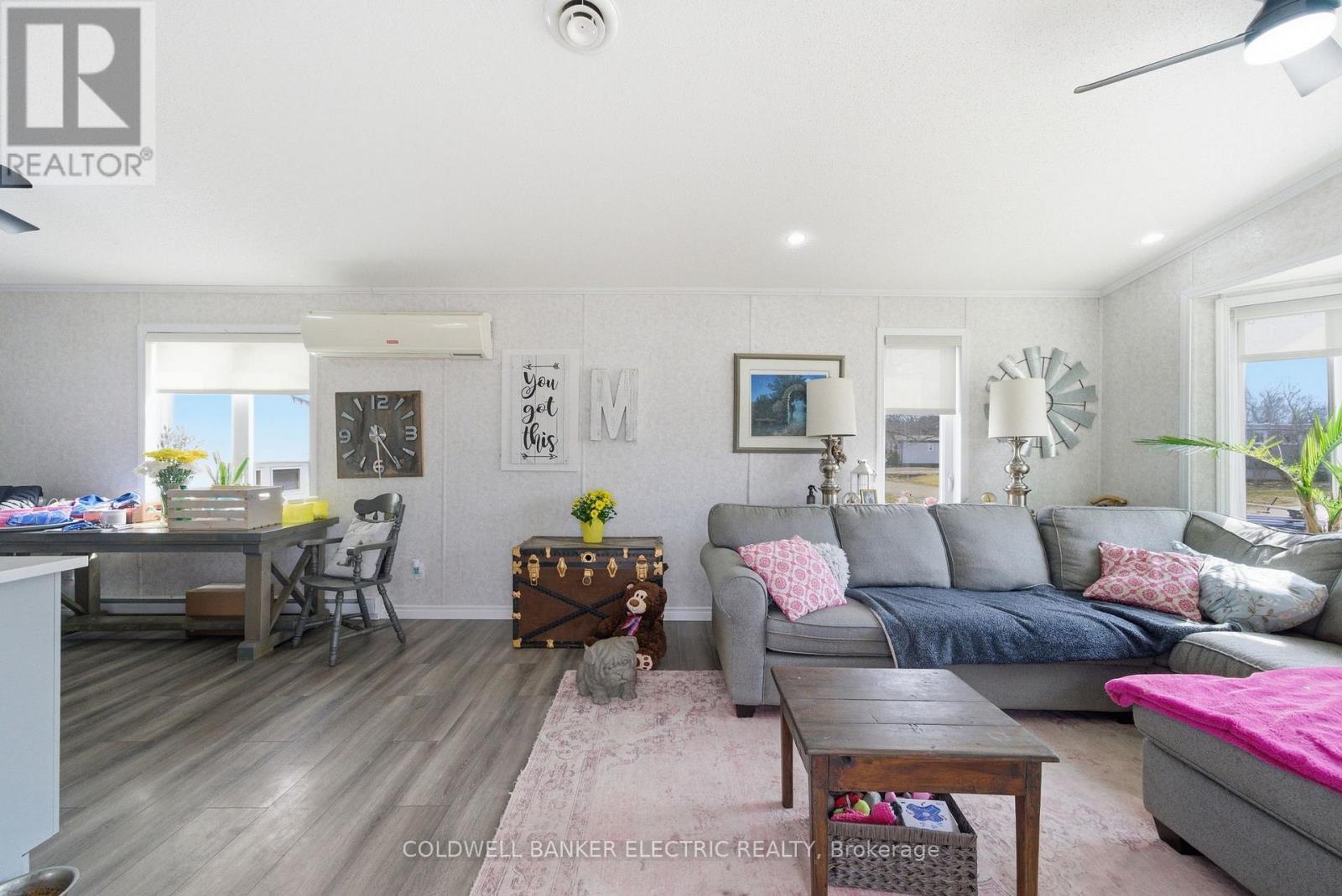 7 Homewood Avenue, Kawartha Lakes (Fenelon), Ontario  K9V 0H5 - Photo 17 - X12989826