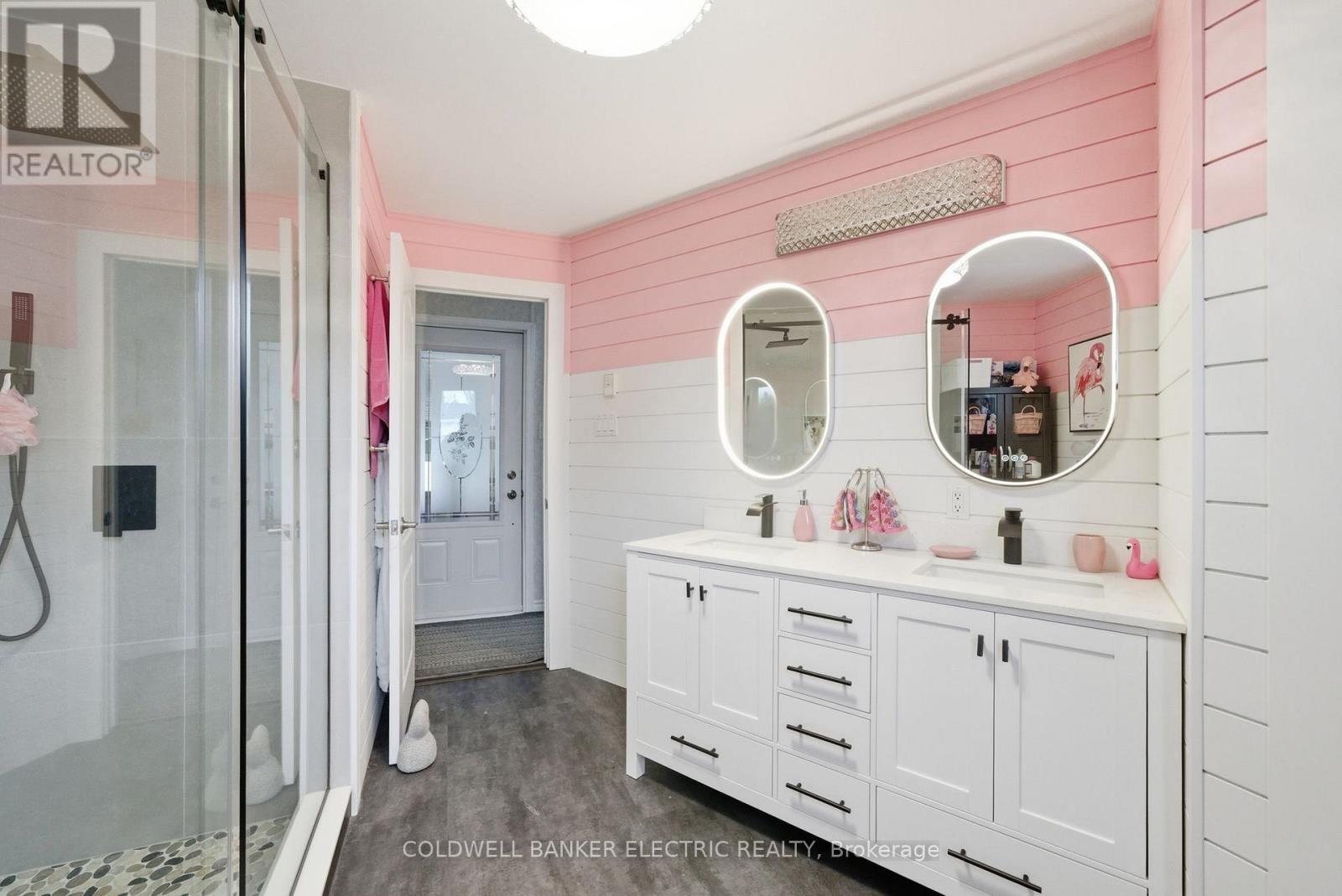 7 Homewood Avenue, Kawartha Lakes (Fenelon), Ontario  K9V 0H5 - Photo 27 - X12989826