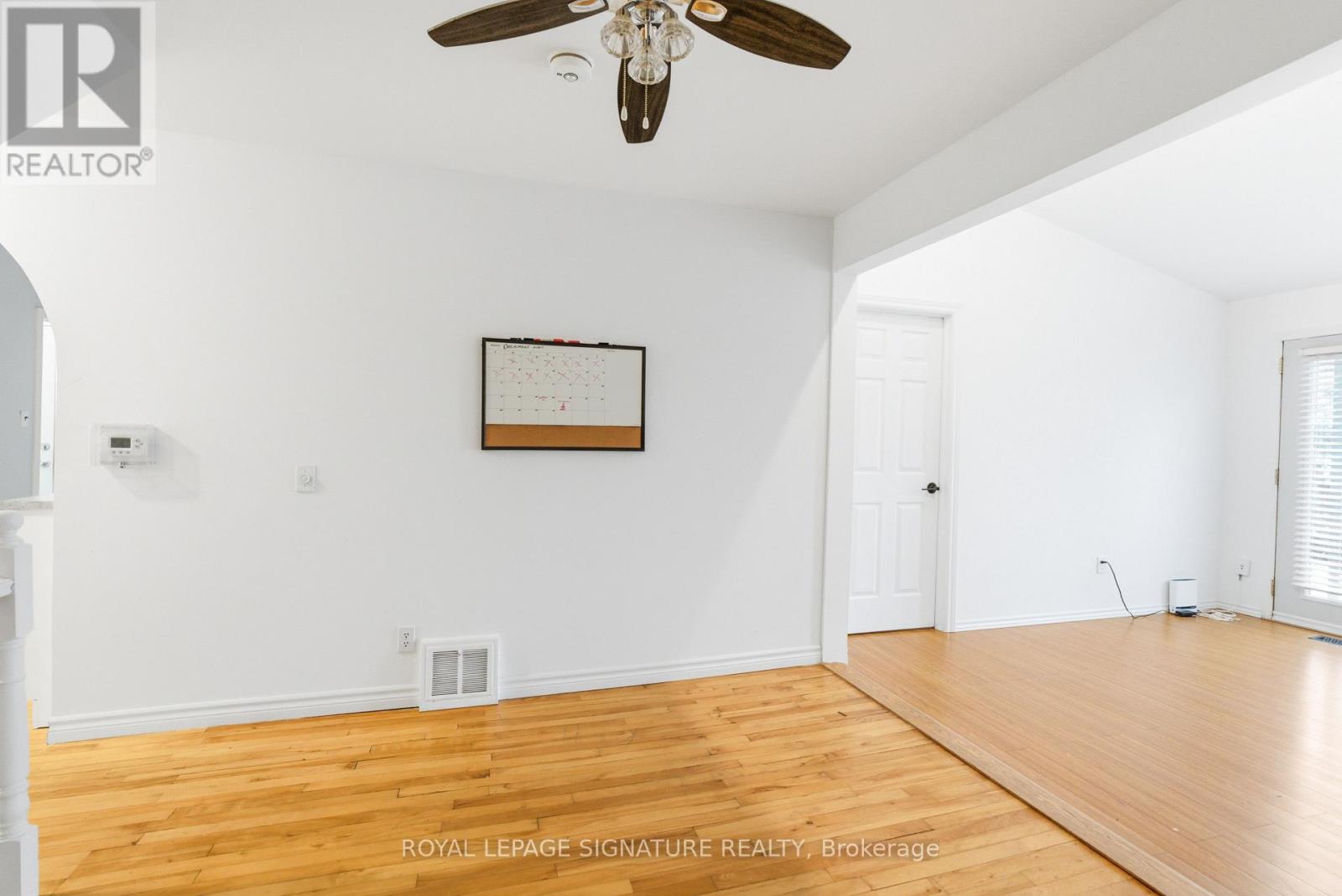 805 Morphet Avenue, Peterborough (Otonabee Ward 1), Ontario  K9J 2X7 - Photo 12 - X12989532