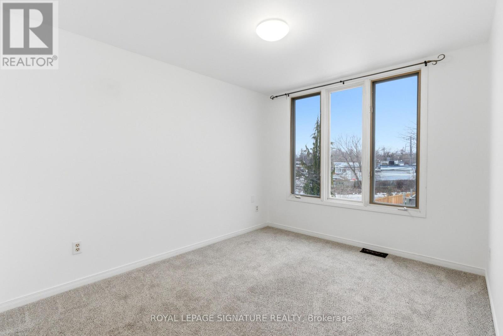 805 Morphet Avenue, Peterborough (Otonabee Ward 1), Ontario  K9J 2X7 - Photo 19 - X12989532