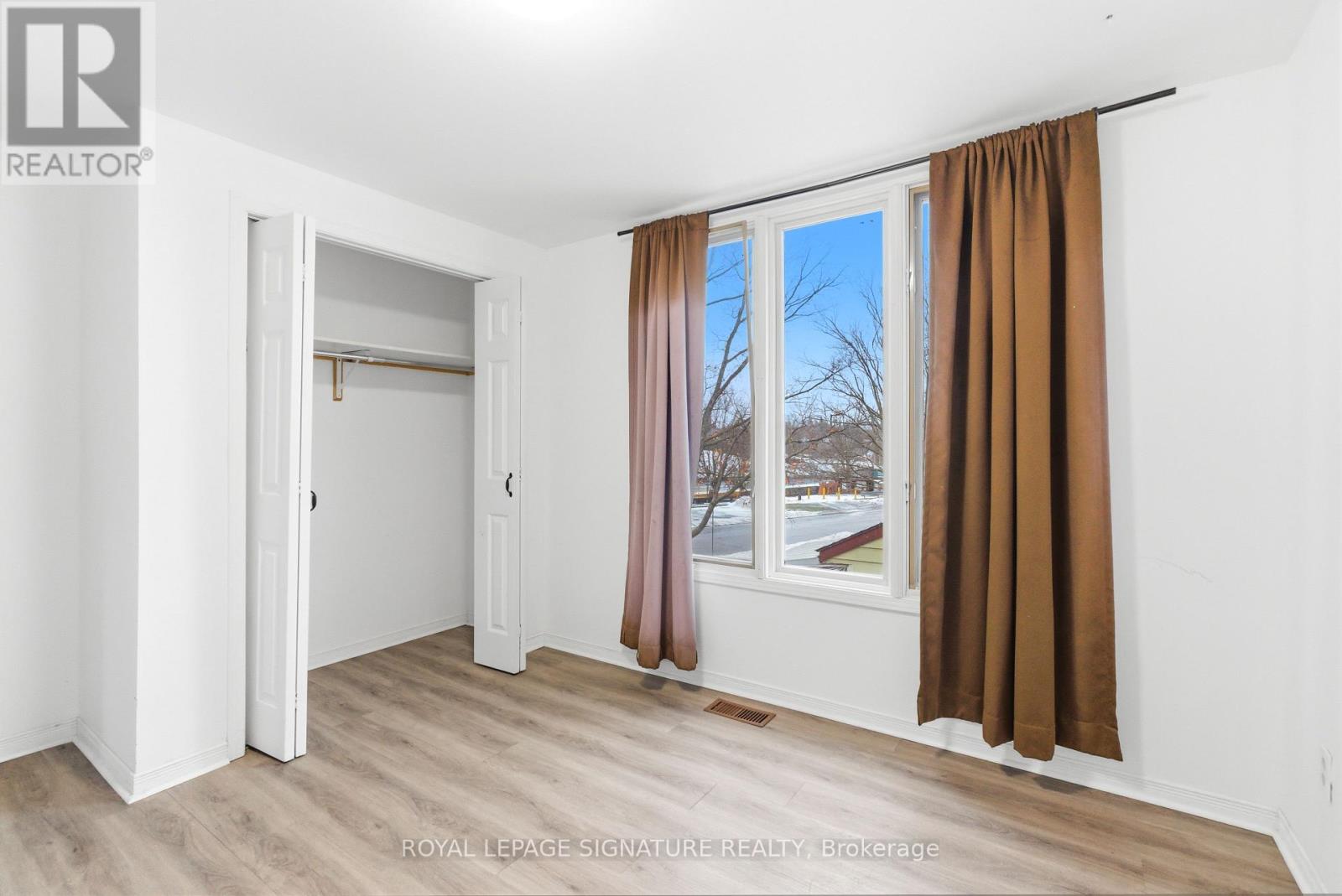 805 Morphet Avenue, Peterborough (Otonabee Ward 1), Ontario  K9J 2X7 - Photo 24 - X12989532