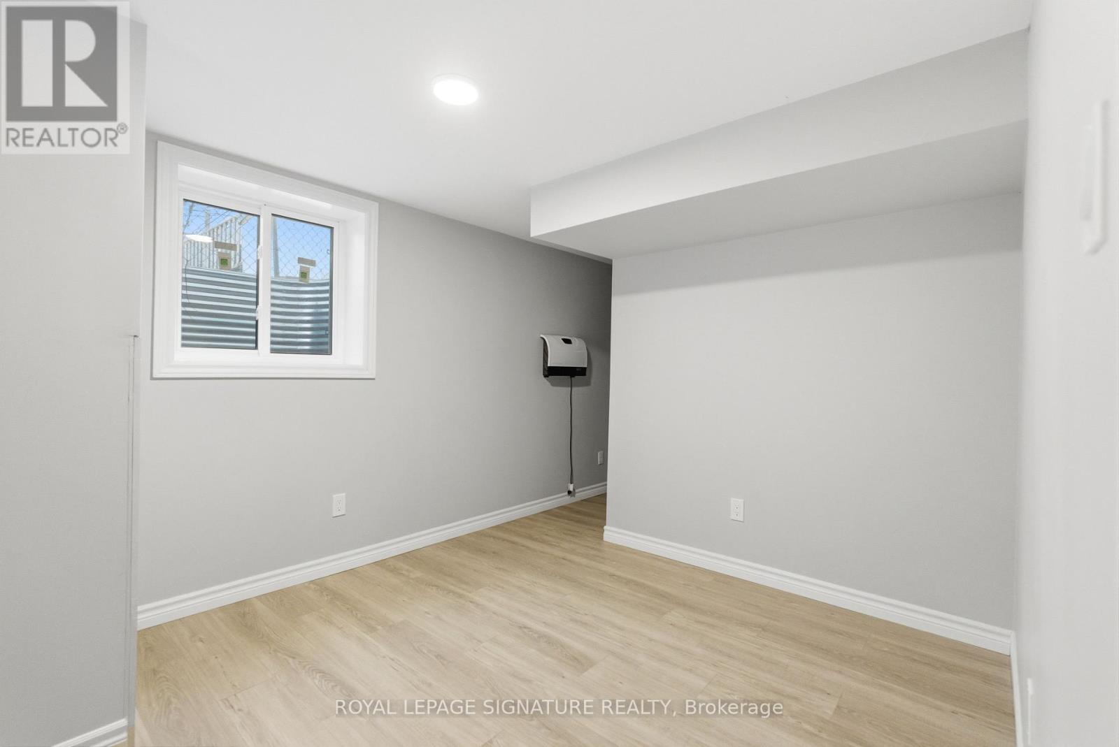 805 Morphet Avenue, Peterborough (Otonabee Ward 1), Ontario  K9J 2X7 - Photo 36 - X12989532