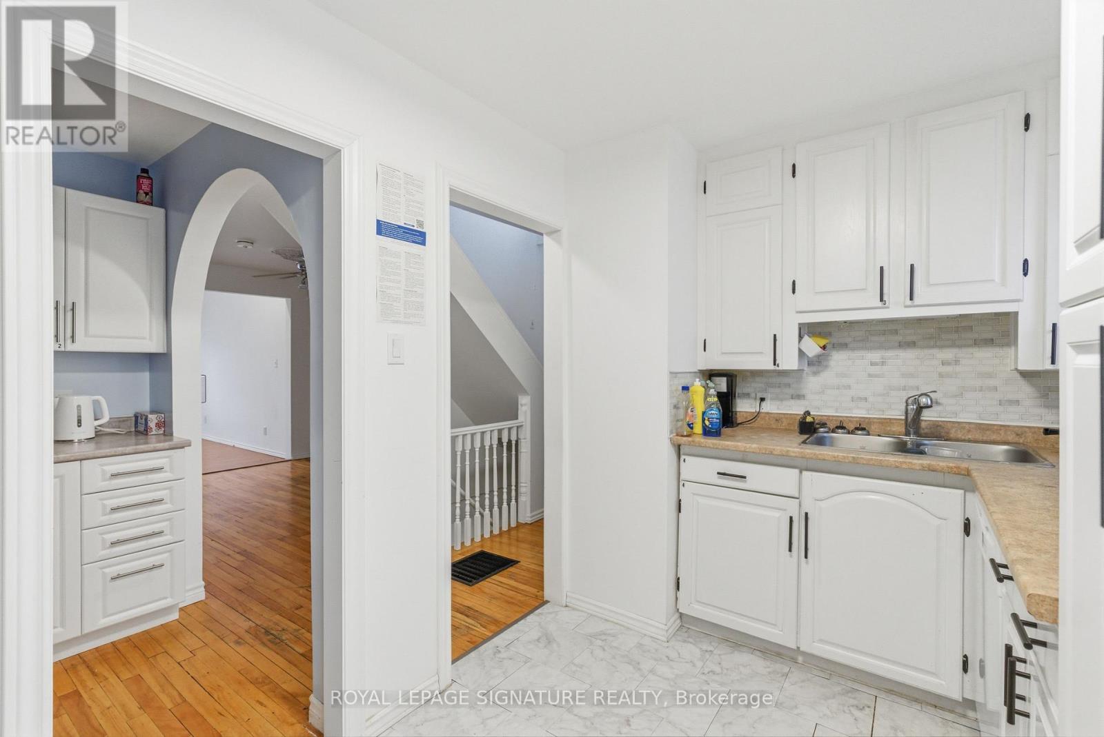 805 Morphet Avenue, Peterborough (Otonabee Ward 1), Ontario  K9J 2X7 - Photo 6 - X12989532