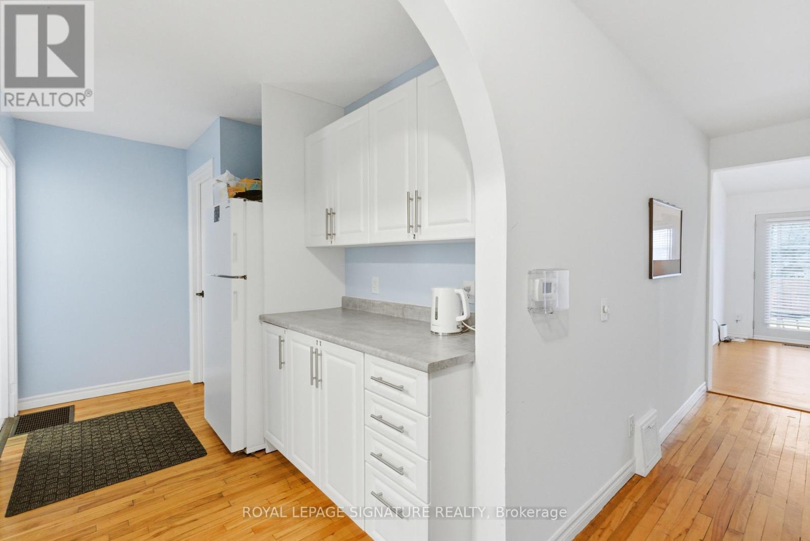 805 Morphet Avenue, Peterborough (Otonabee Ward 1), Ontario  K9J 2X7 - Photo 7 - X12989532