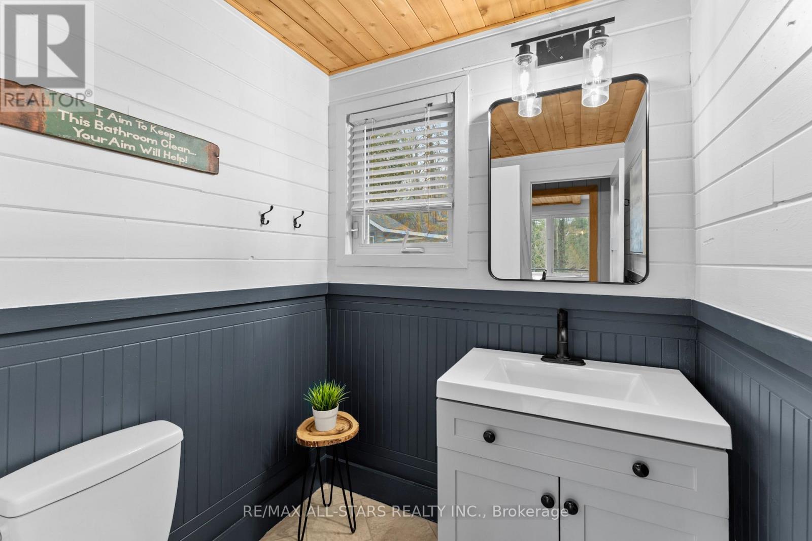 244 Deer Bay Reach Byway S, Trent Lakes, Ontario  K0L 2H0 - Photo 15 - X12990714