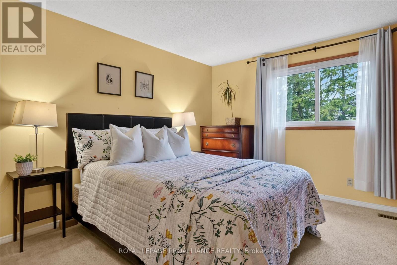 7 Daleview Court, Peterborough (Monaghan Ward 2), Ontario  K9J 8E6 - Photo 21 - X12990822