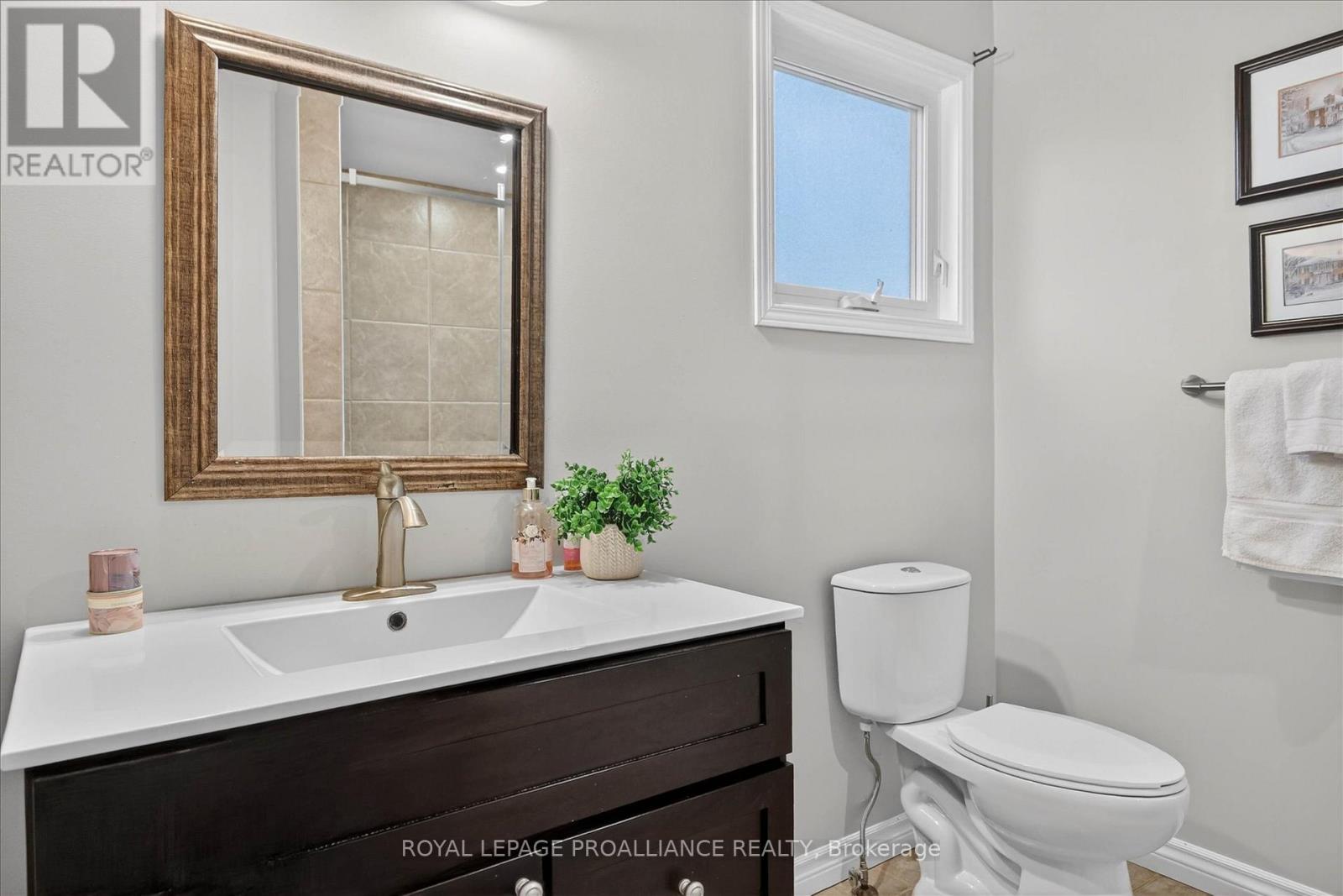 7 Daleview Court, Peterborough (Monaghan Ward 2), Ontario  K9J 8E6 - Photo 22 - X12990822