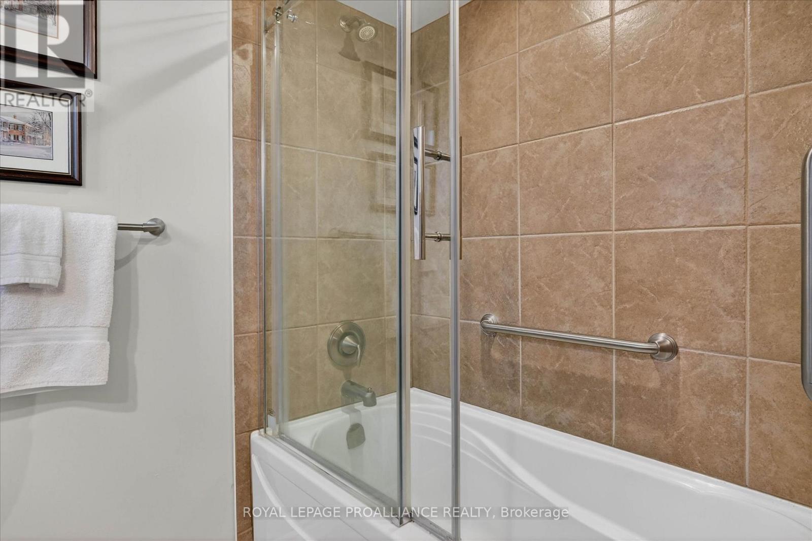 7 Daleview Court, Peterborough (Monaghan Ward 2), Ontario  K9J 8E6 - Photo 23 - X12990822