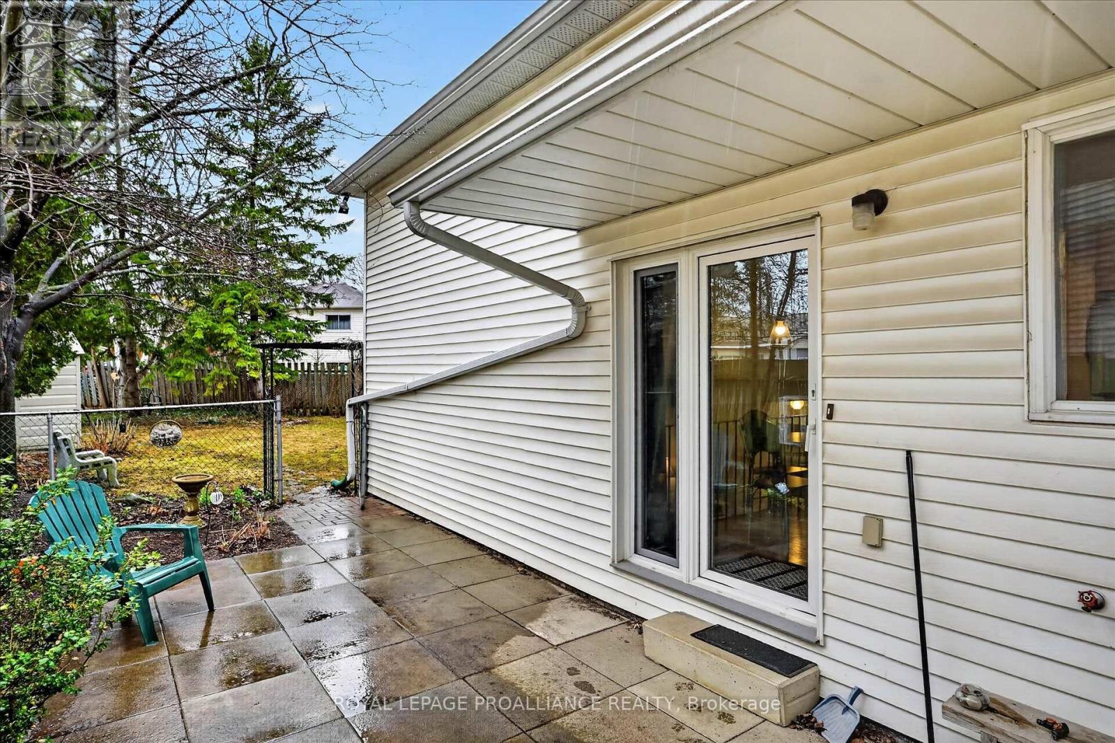 7 Daleview Court, Peterborough (Monaghan Ward 2), Ontario  K9J 8E6 - Photo 29 - X12990822