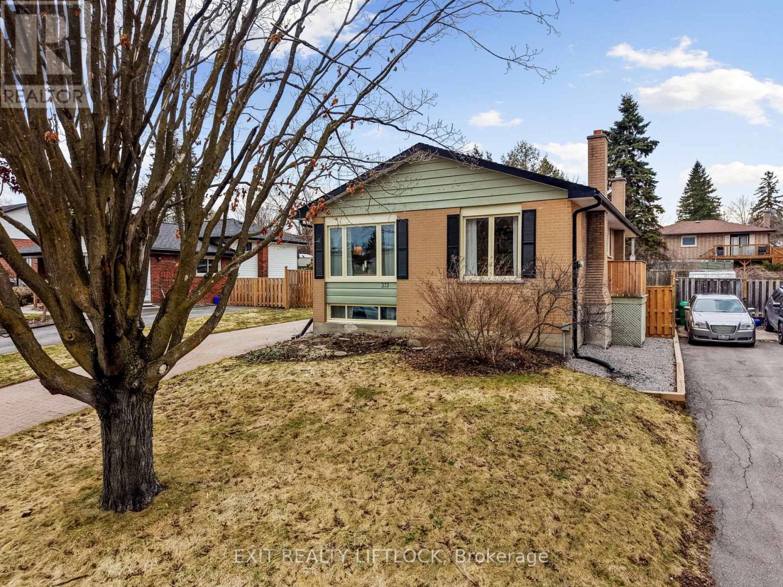 273 Maxwell Avenue, Peterborough (Ashburnham Ward 4), Ontario  K9J 1B4 - Photo 2 - X12991020