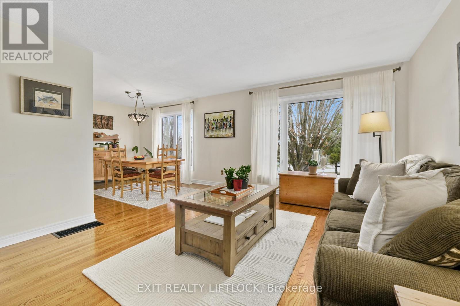 273 Maxwell Avenue, Peterborough (Ashburnham Ward 4), Ontario  K9J 1B4 - Photo 4 - X12991020