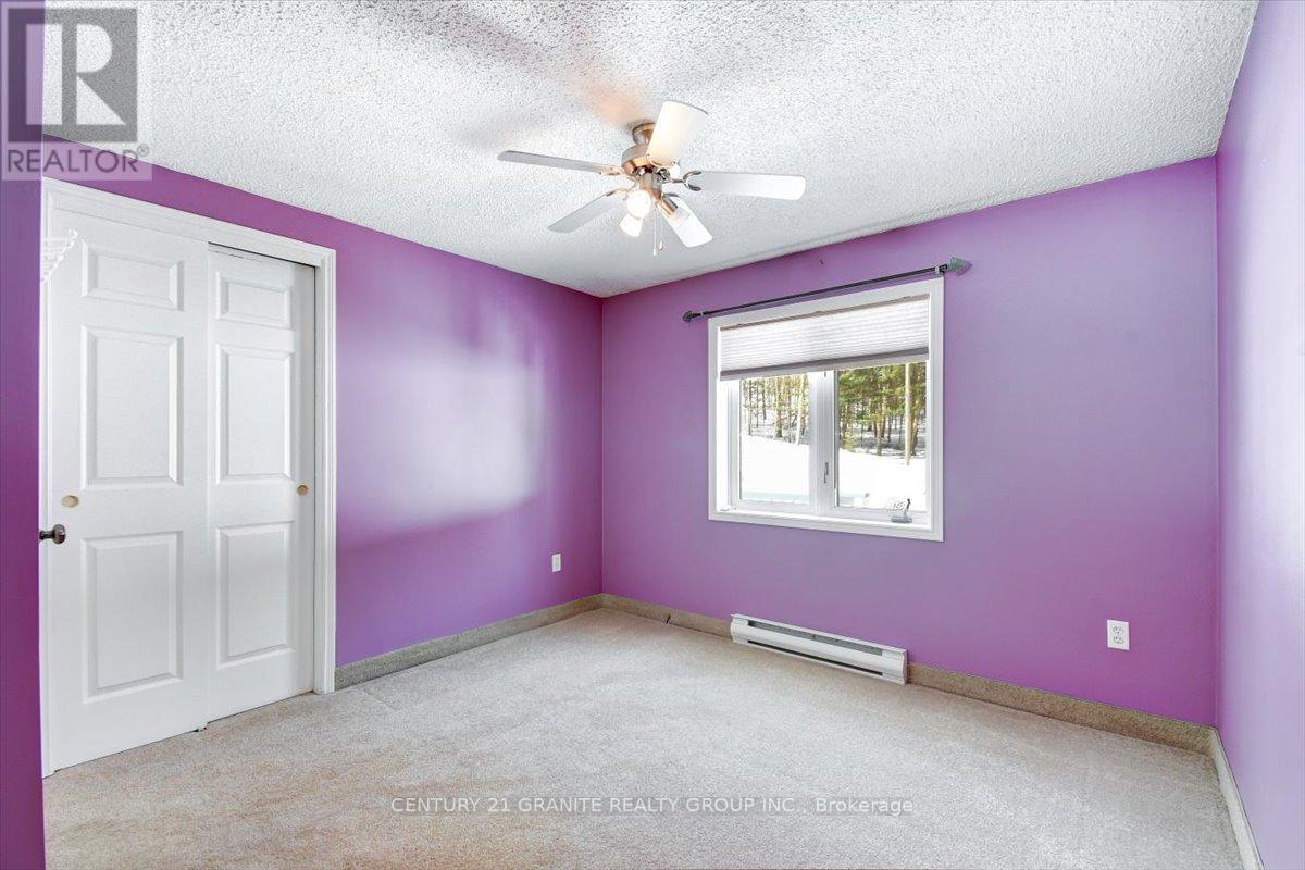 237 Clark Lake Road, Bancroft (Dungannon Ward), Ontario  K0L 1C0 - Photo 15 - X12991028