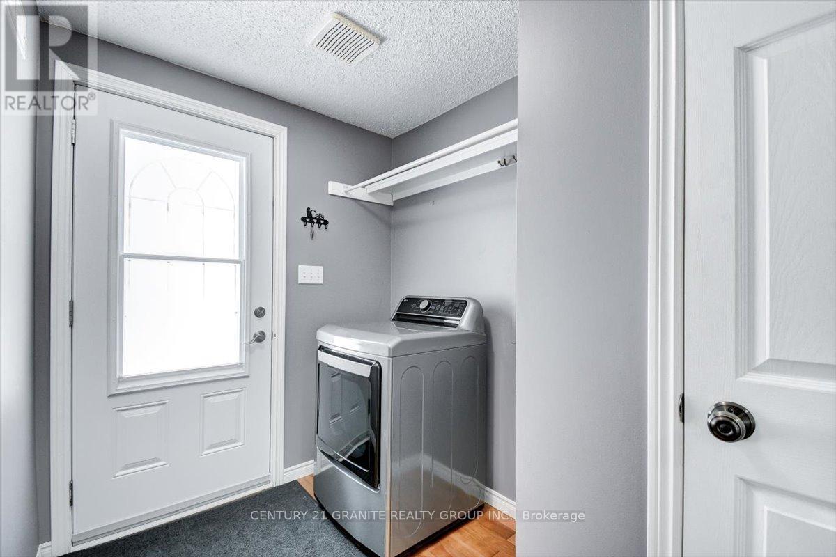 237 Clark Lake Road, Bancroft (Dungannon Ward), Ontario  K0L 1C0 - Photo 21 - X12991028