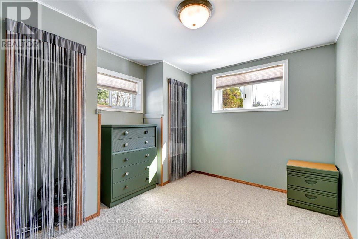 237 Clark Lake Road, Bancroft (Dungannon Ward), Ontario  K0L 1C0 - Photo 25 - X12991028