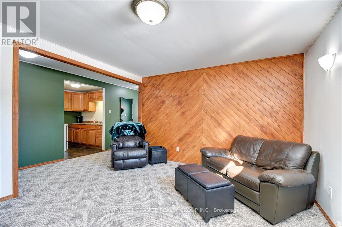 237 Clark Lake Road, Bancroft (Dungannon Ward), Ontario  K0L 1C0 - Photo 30 - X12991028