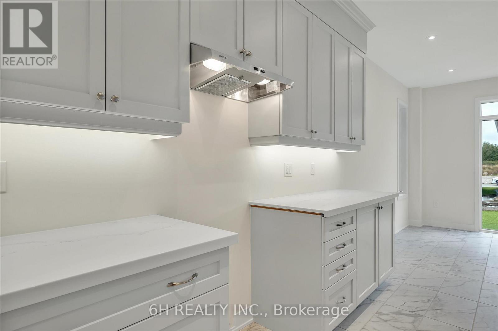 816 Griffin Trail, Peterborough (Monaghan Ward 2), Ontario  K9K 0J4 - Photo 11 - X12990922