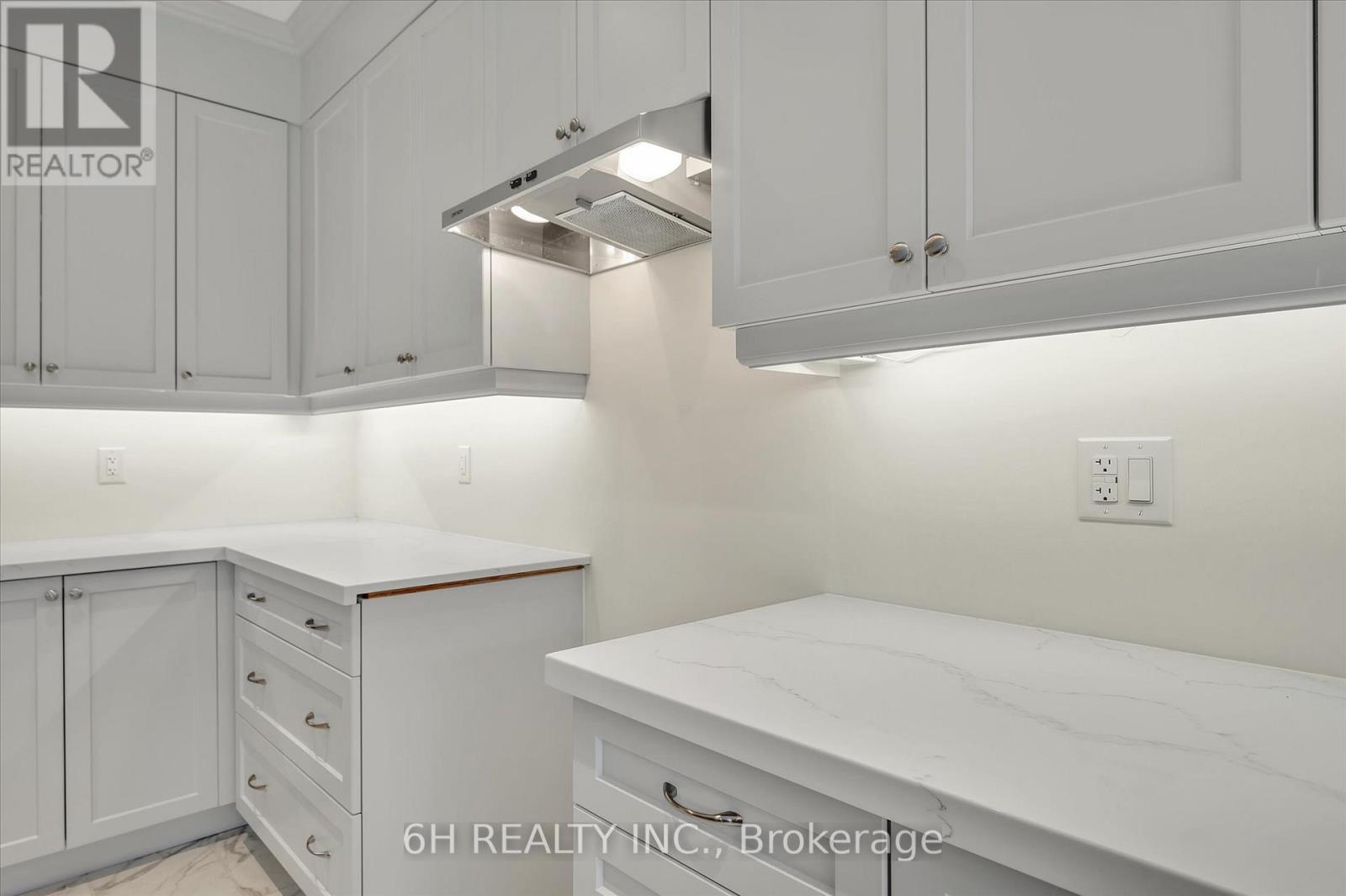 816 Griffin Trail, Peterborough (Monaghan Ward 2), Ontario  K9K 0J4 - Photo 12 - X12990922