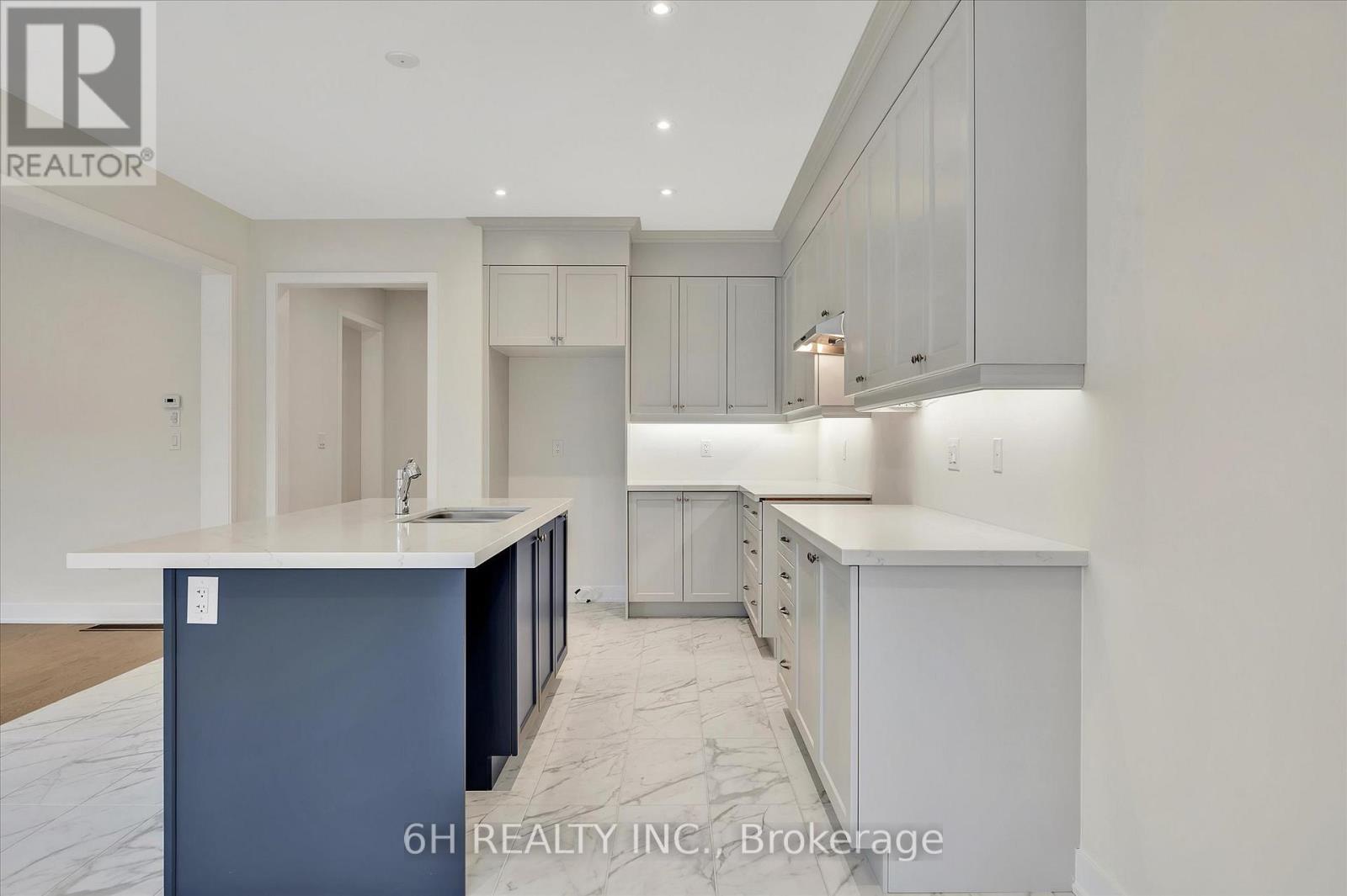 816 Griffin Trail, Peterborough (Monaghan Ward 2), Ontario  K9K 0J4 - Photo 5 - X12990922