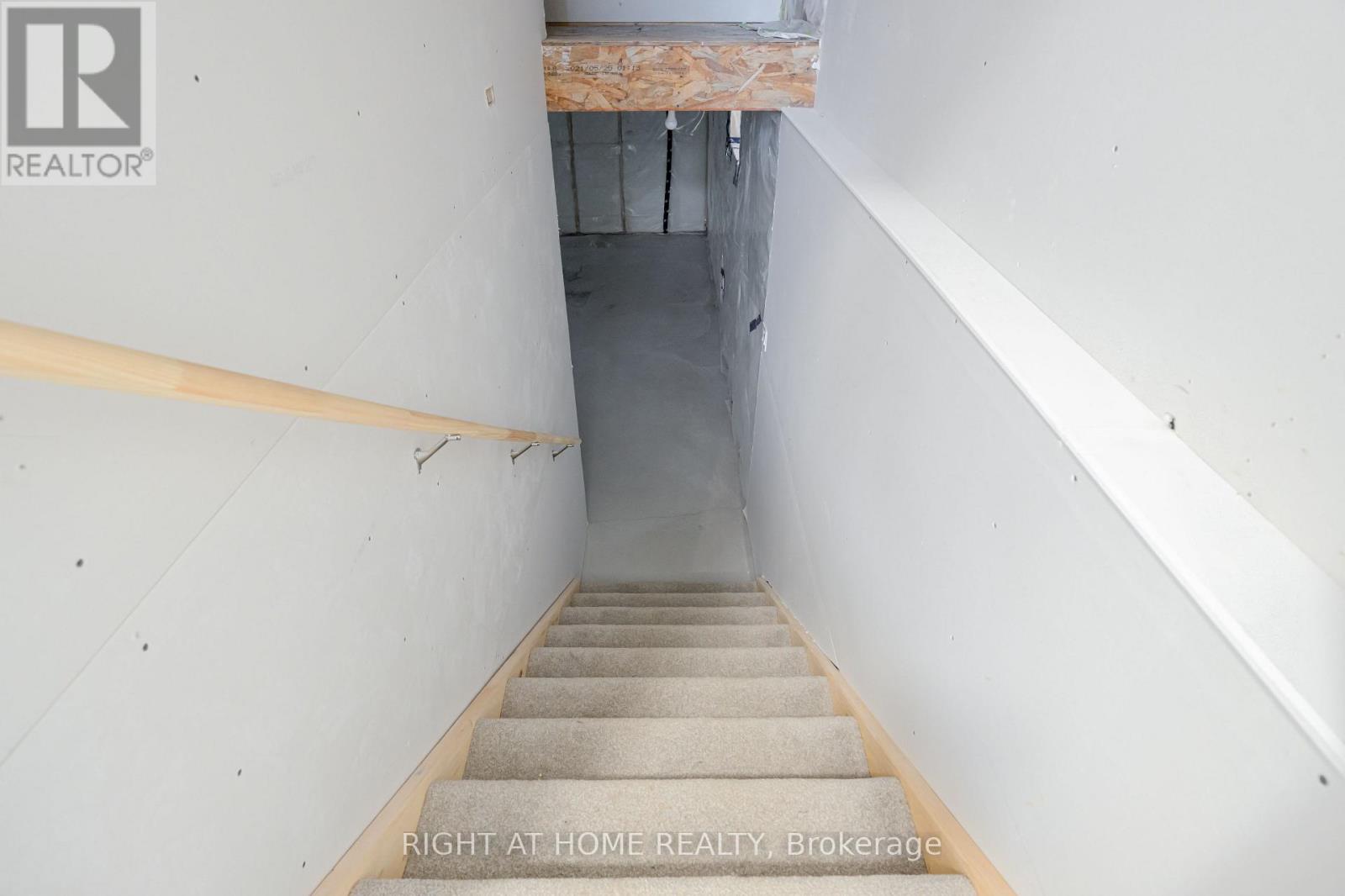 520 Clayton Avenue, Peterborough (Monaghan Ward 2), Ontario  K9K 0H5 - Photo 45 - X12991218