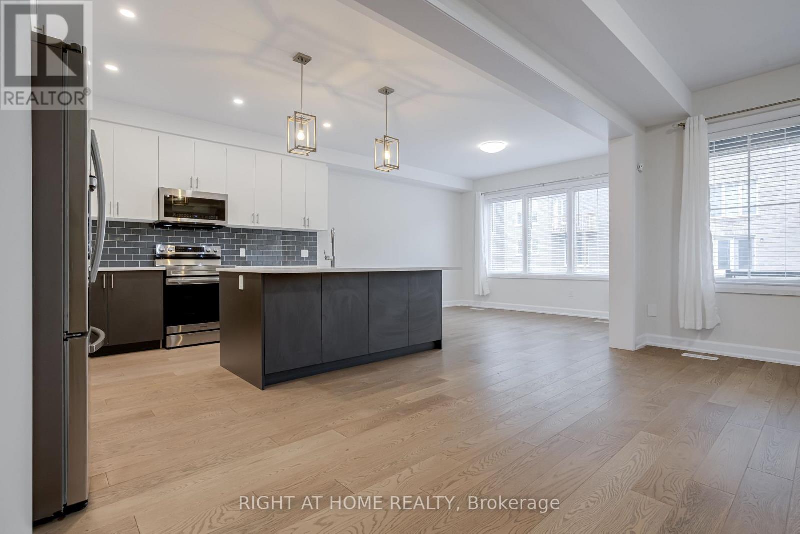 520 Clayton Avenue, Peterborough (Monaghan Ward 2), Ontario  K9K 0H5 - Photo 6 - X12991218