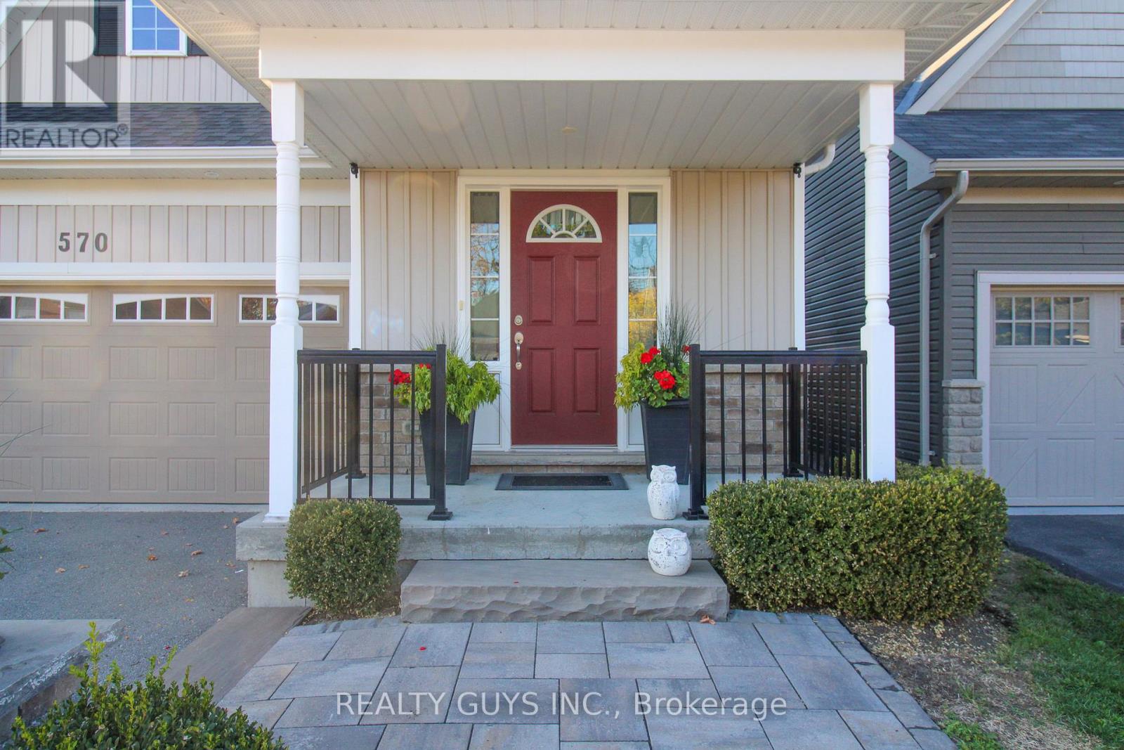 570 Grange Way, Peterborough (Northcrest Ward 5), Ontario  K9H 0G5 - Photo 11 - X12992044