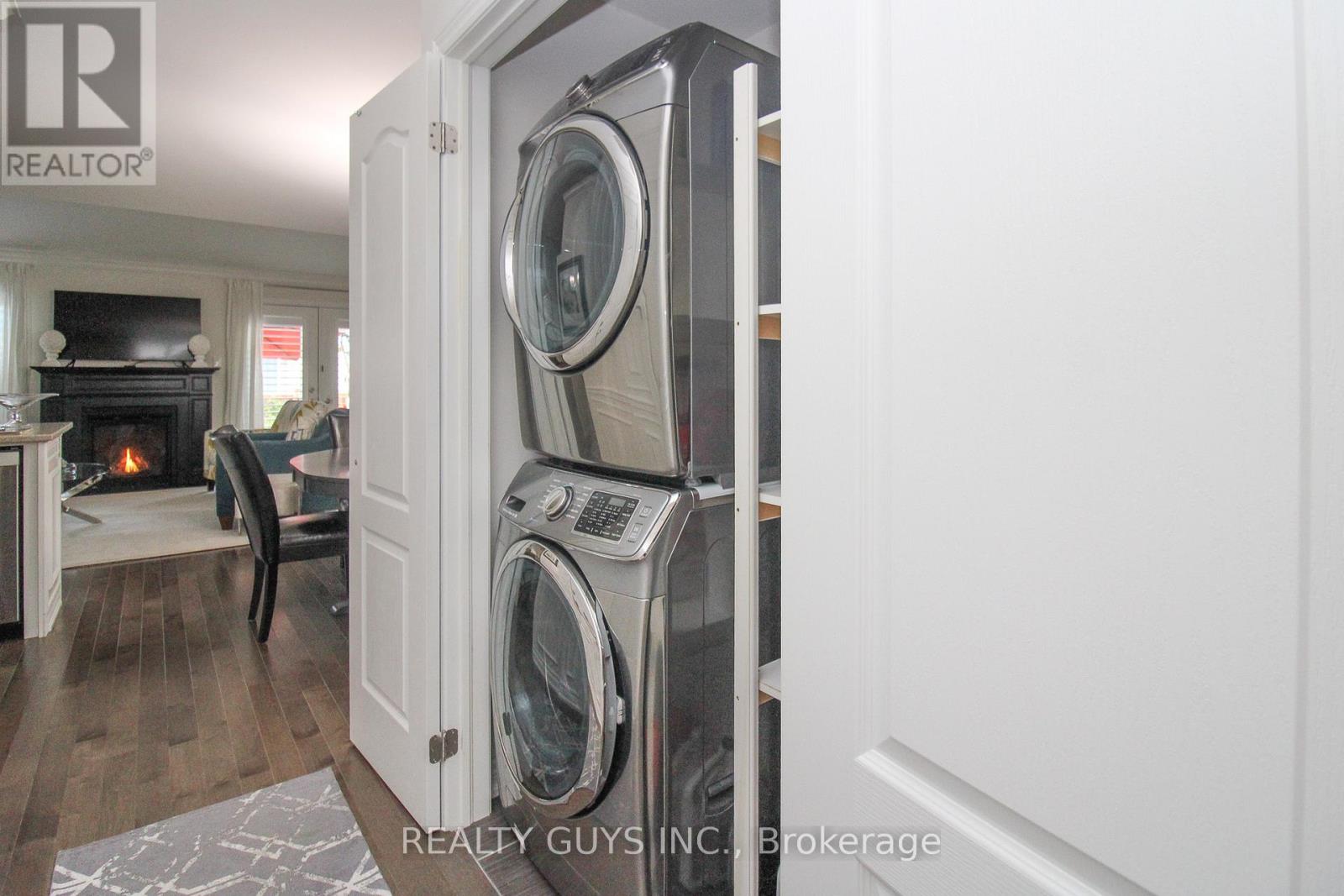 570 Grange Way, Peterborough (Northcrest Ward 5), Ontario  K9H 0G5 - Photo 15 - X12992044