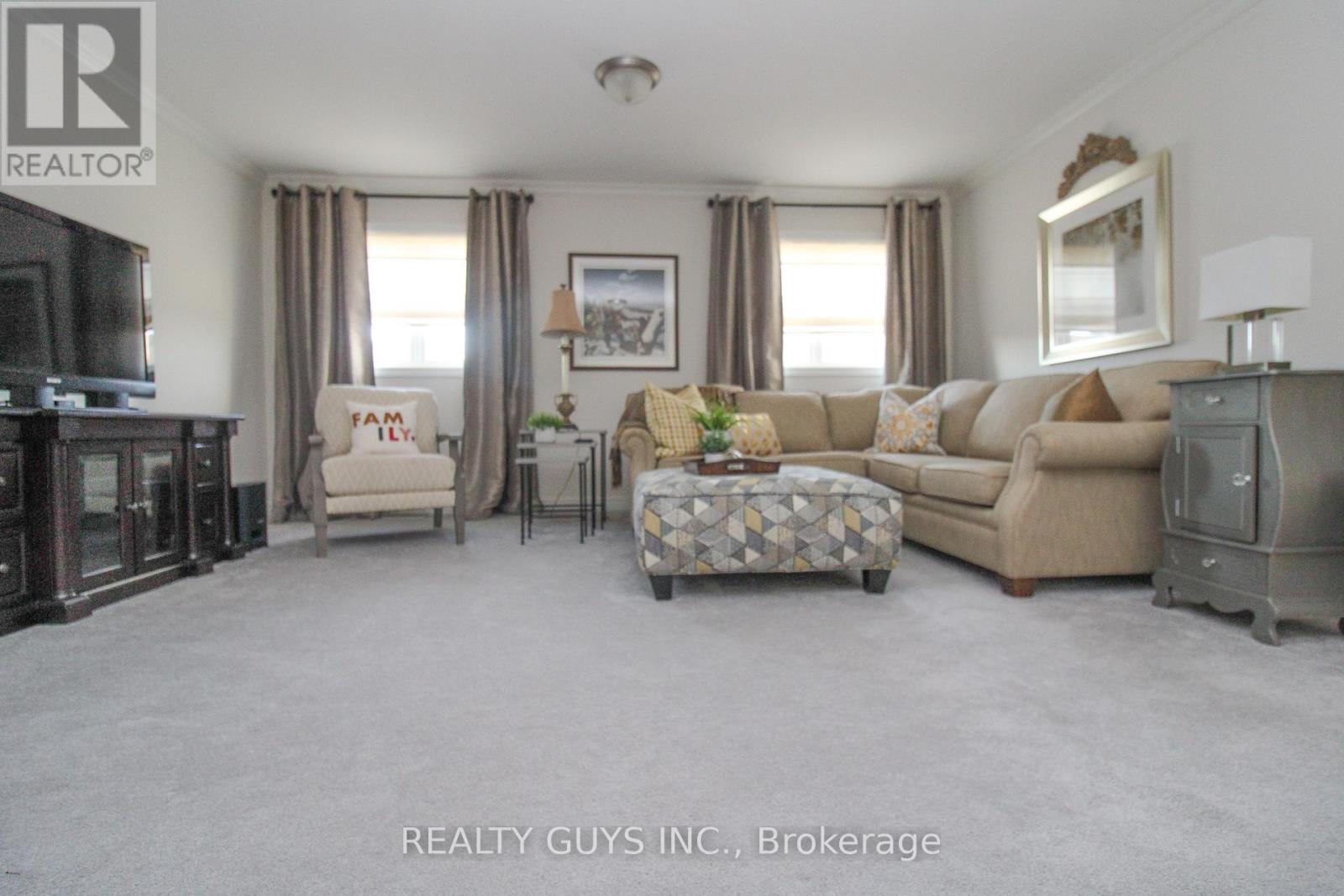 570 Grange Way, Peterborough (Northcrest Ward 5), Ontario  K9H 0G5 - Photo 36 - X12992044