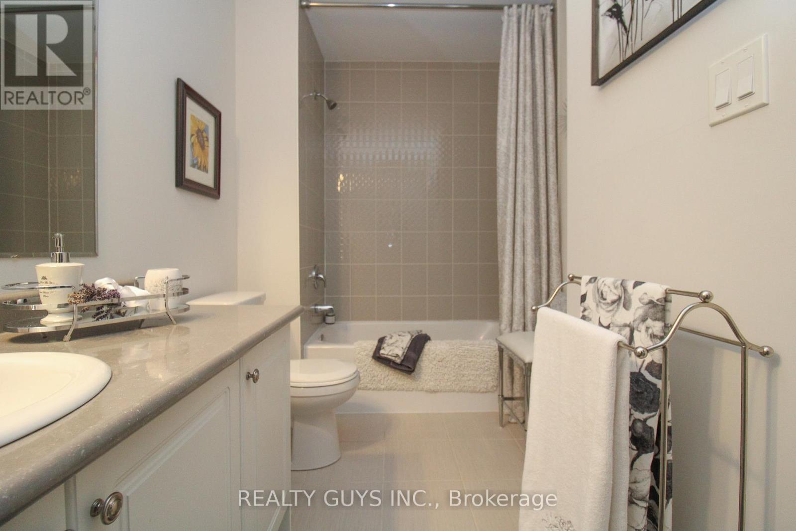 570 Grange Way, Peterborough (Northcrest Ward 5), Ontario  K9H 0G5 - Photo 43 - X12992044