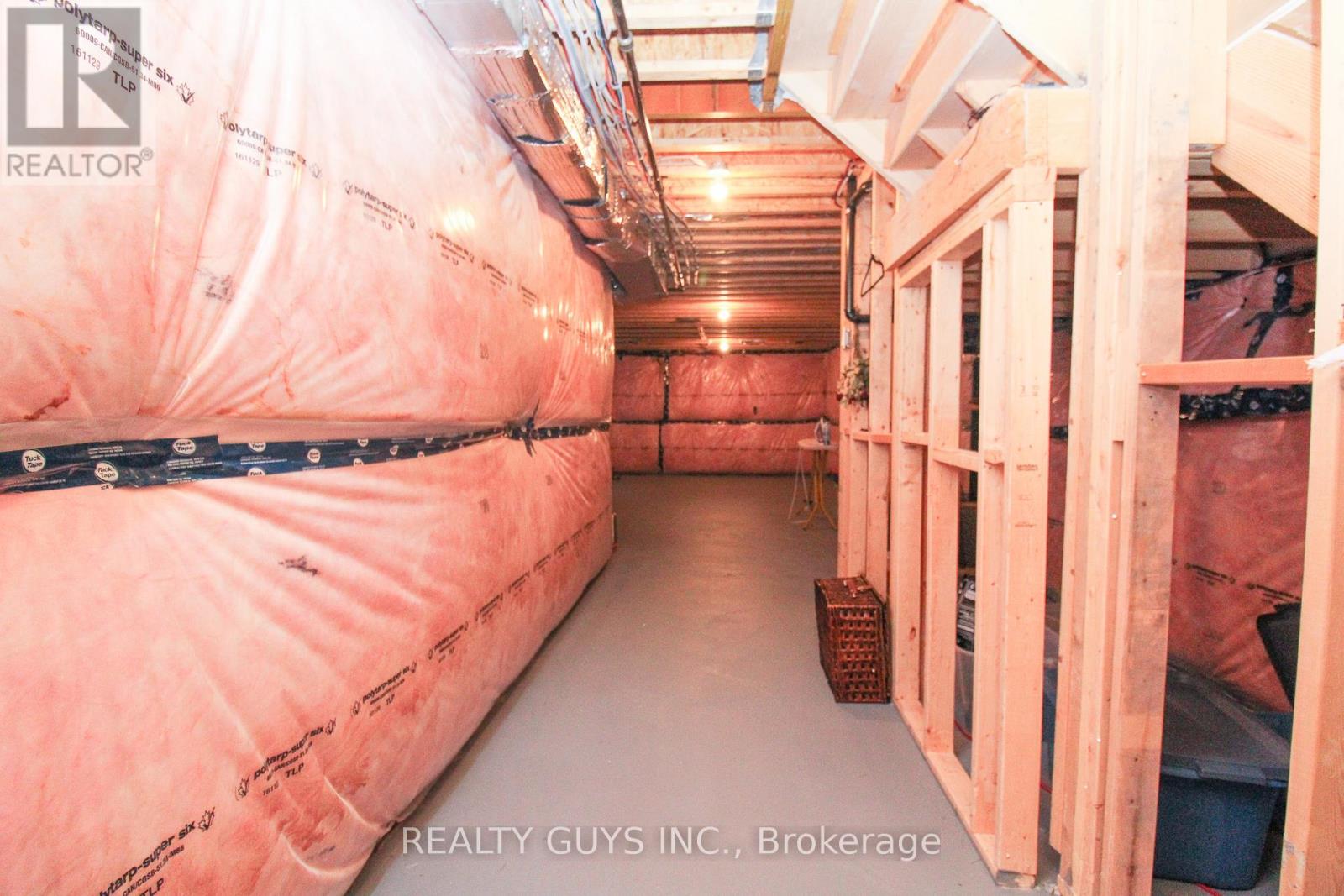 570 Grange Way, Peterborough (Northcrest Ward 5), Ontario  K9H 0G5 - Photo 46 - X12992044