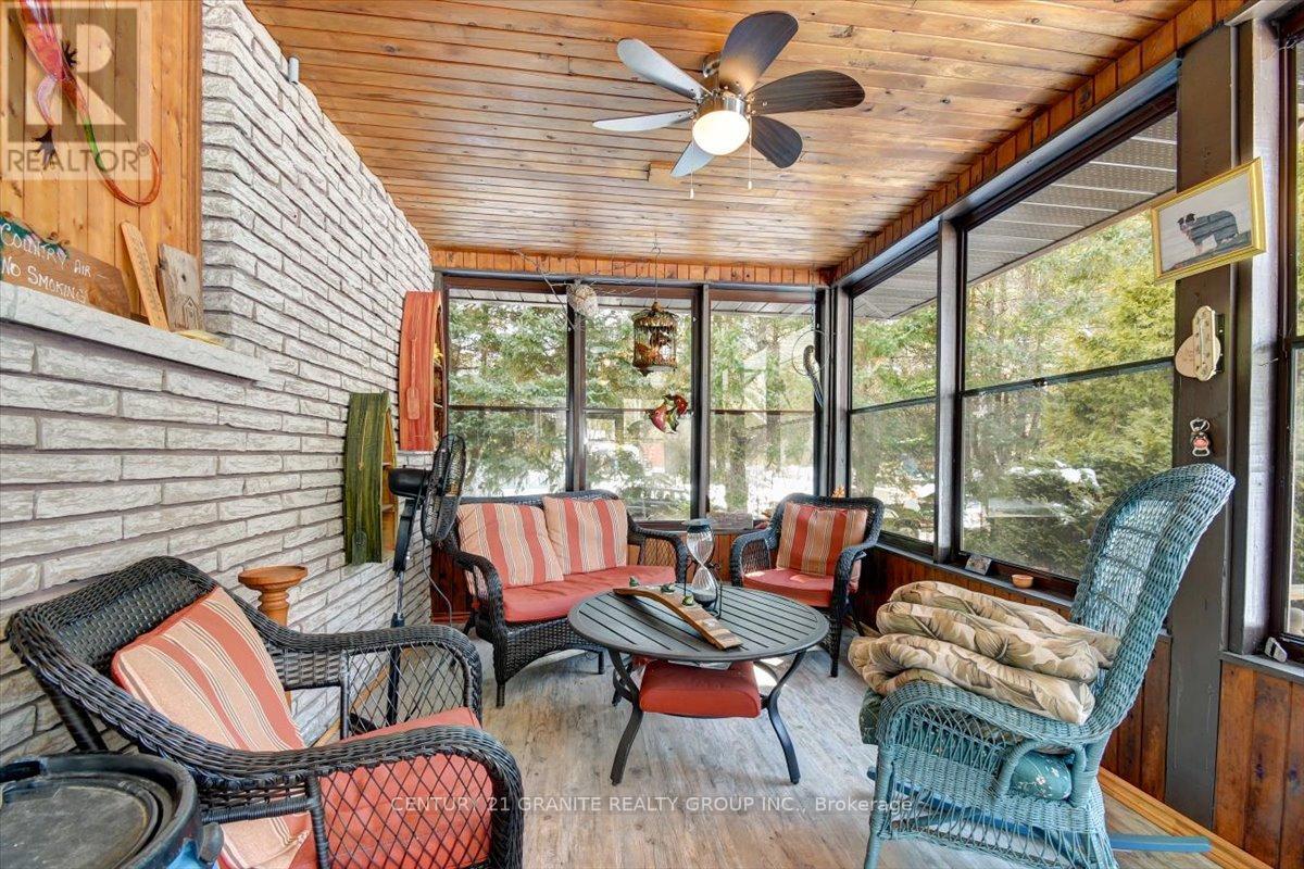 237 Maxwell Settlement Road, Bancroft (Bancroft Ward), Ontario  K0L 1C0 - Photo 12 - X12992120