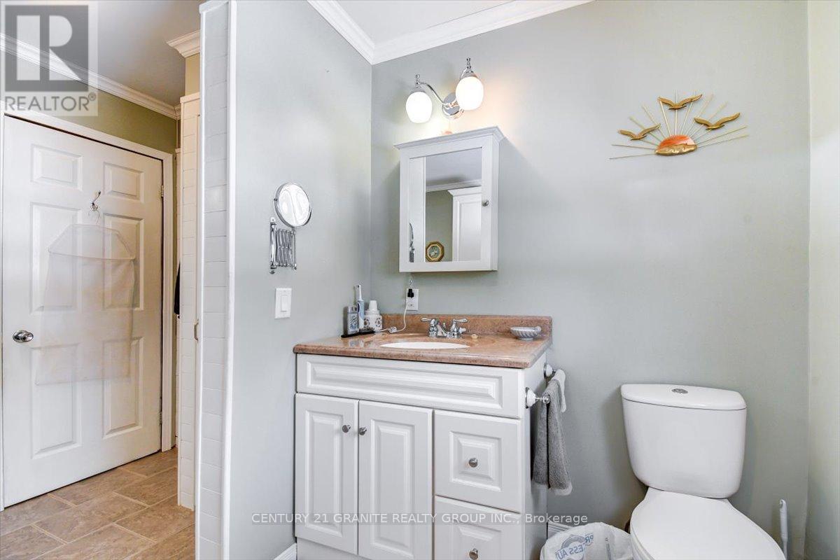 237 Maxwell Settlement Road, Bancroft (Bancroft Ward), Ontario  K0L 1C0 - Photo 21 - X12992120