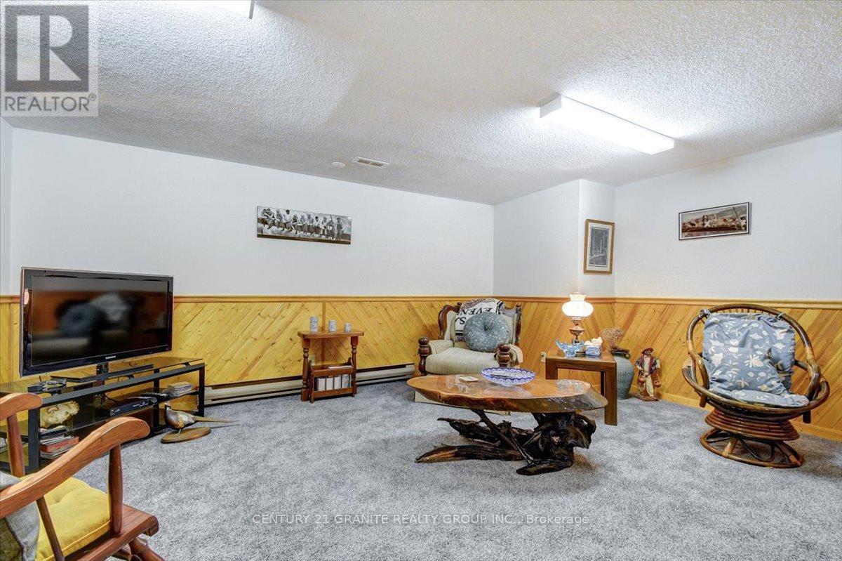 237 Maxwell Settlement Road, Bancroft (Bancroft Ward), Ontario  K0L 1C0 - Photo 24 - X12992120